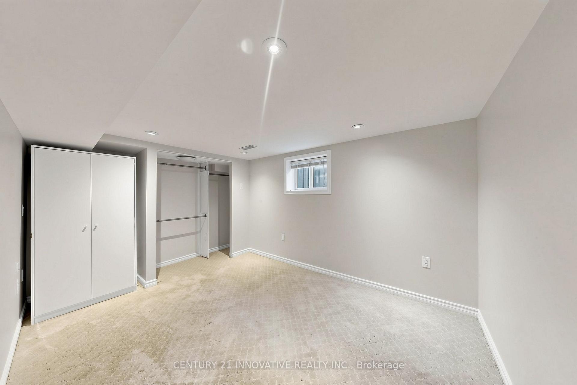 Photo 23 of 59 Manitoba Street, Etobicoke, Mimico — HOMEH