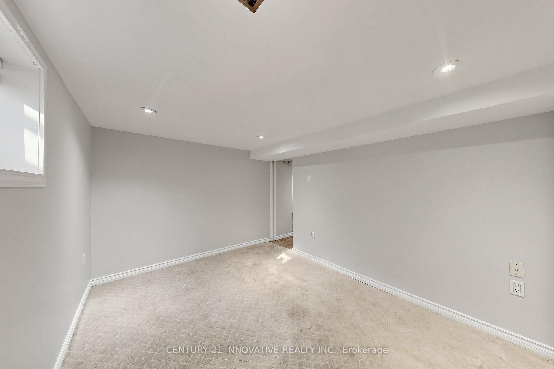 Photo 25 of 59 Manitoba Street, Etobicoke, Mimico — HOMEH