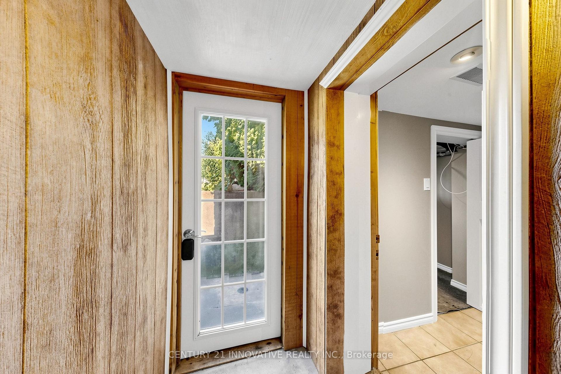 Photo 32 of 59 Manitoba Street, Etobicoke, Mimico — HOMEH