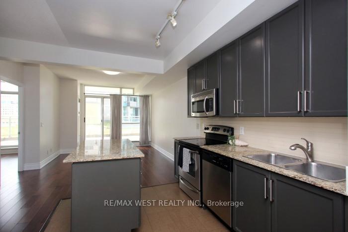 Photo 10 of Unit 903, 225 Webb Drive, Mississauga, City Centre — HOMEH