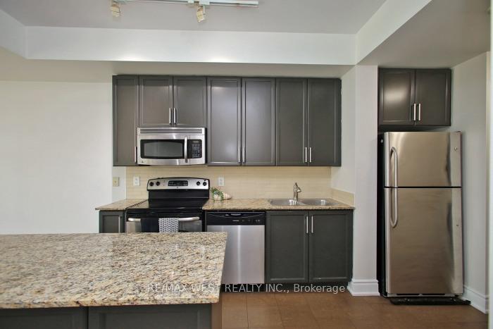 Photo 12 of Unit 903, 225 Webb Drive, Mississauga, City Centre — HOMEH