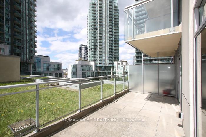 Photo 22 of Unit 903, 225 Webb Drive, Mississauga, City Centre — HOMEH