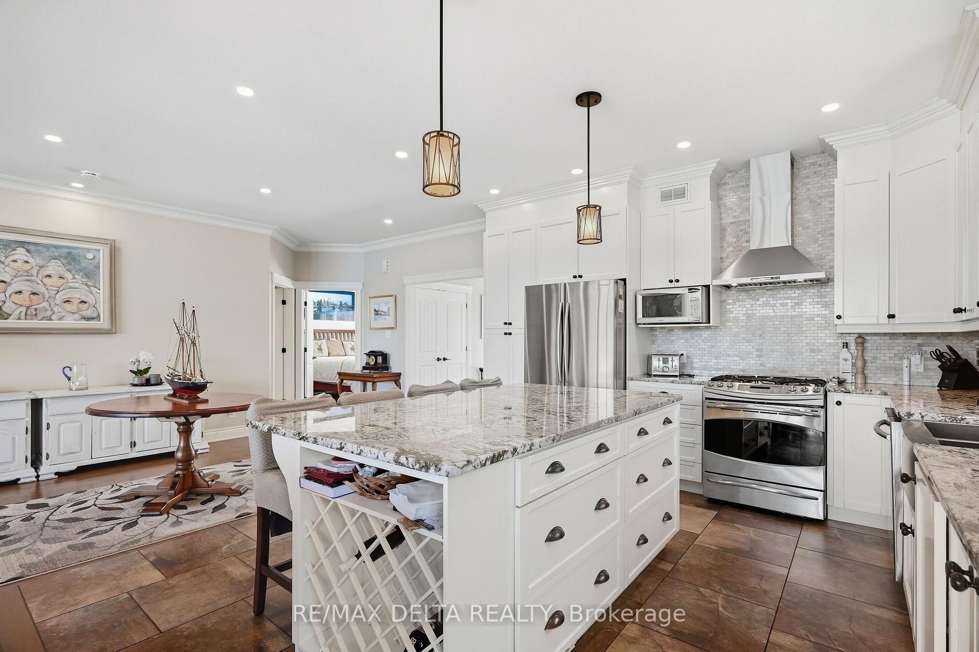 Photo 25 of 2416 Bay Road, Champlain, Champlain Twp — HOMEH