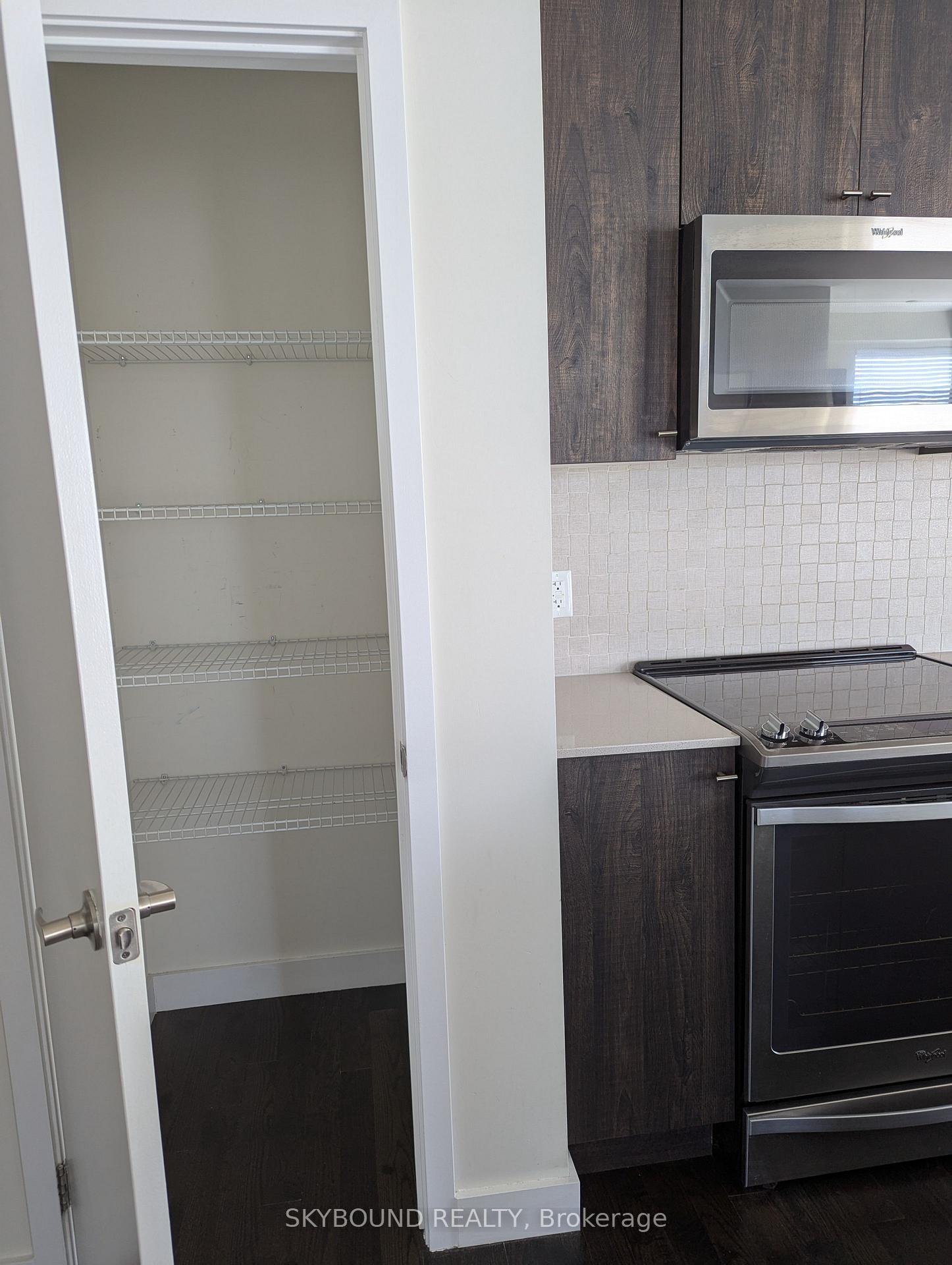 Photo 8 of Unit 312, 210 Sabina Drive, Oakville, Glenorchy — HOMEH