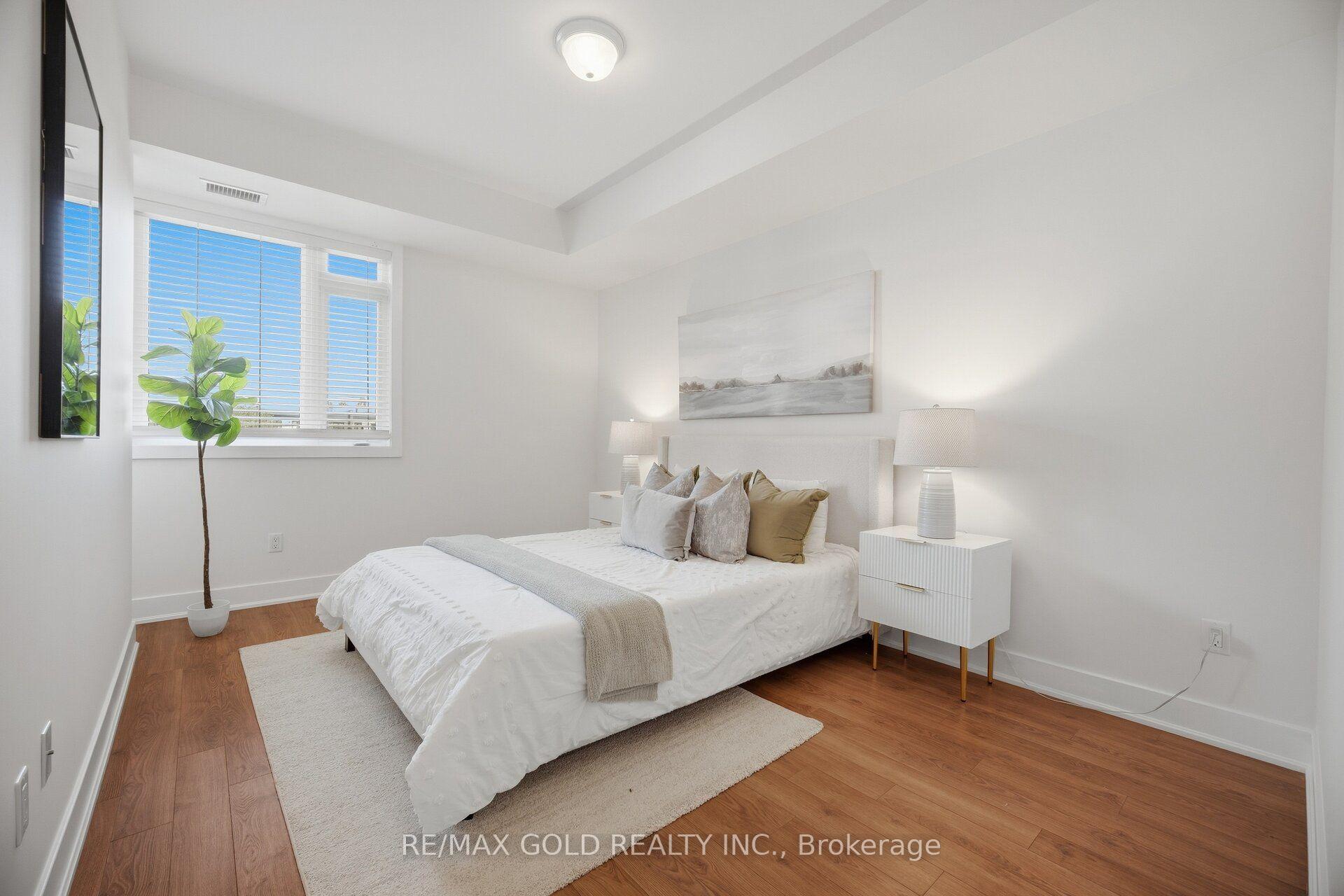 Photo 15 of Unit 324, 128 Garden Drive, Oakville, Central — HOMEH