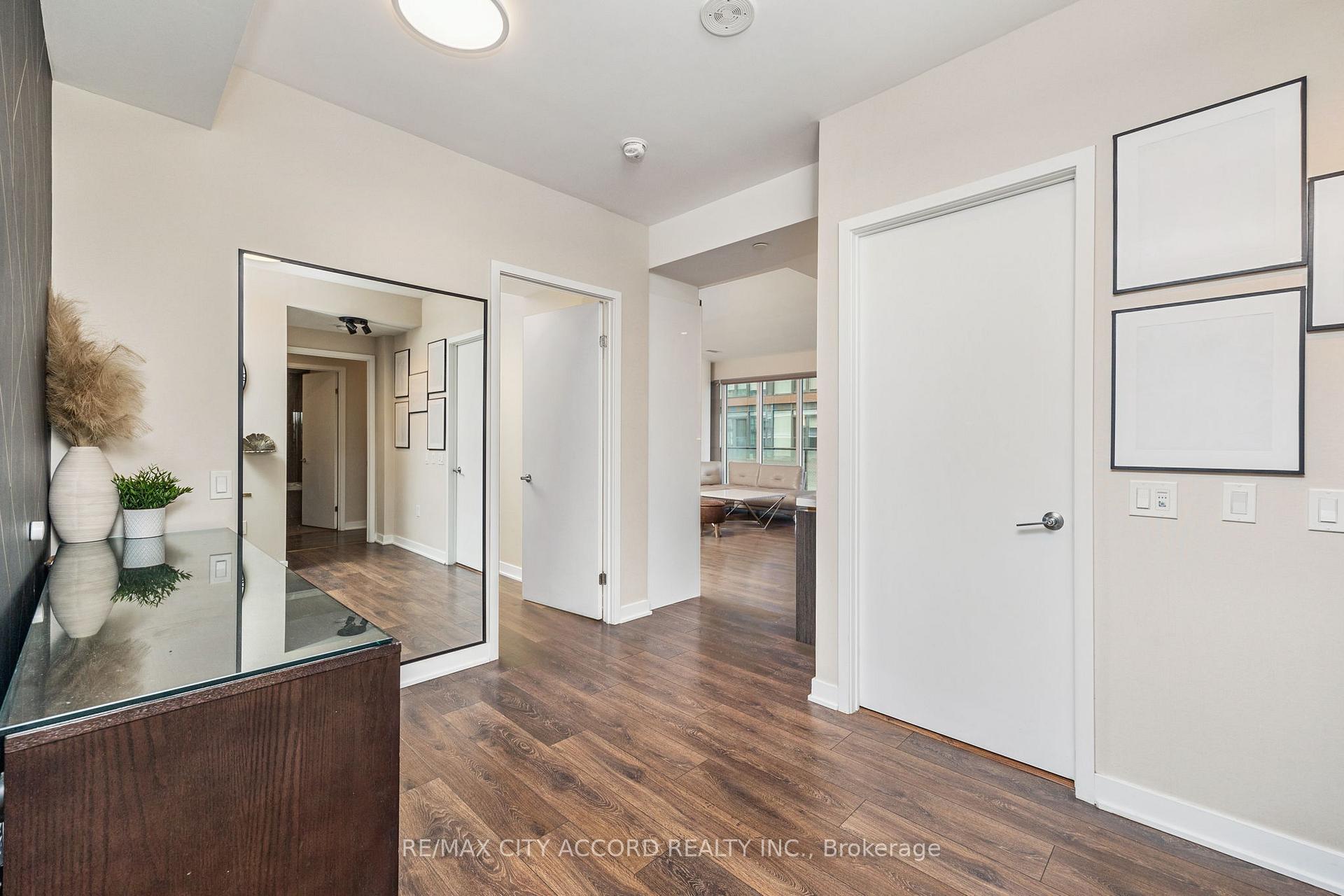 Photo 1 of Unit 3702, 115 Blue Jays Way, Toronto, Waterfront Communities — HOMEH