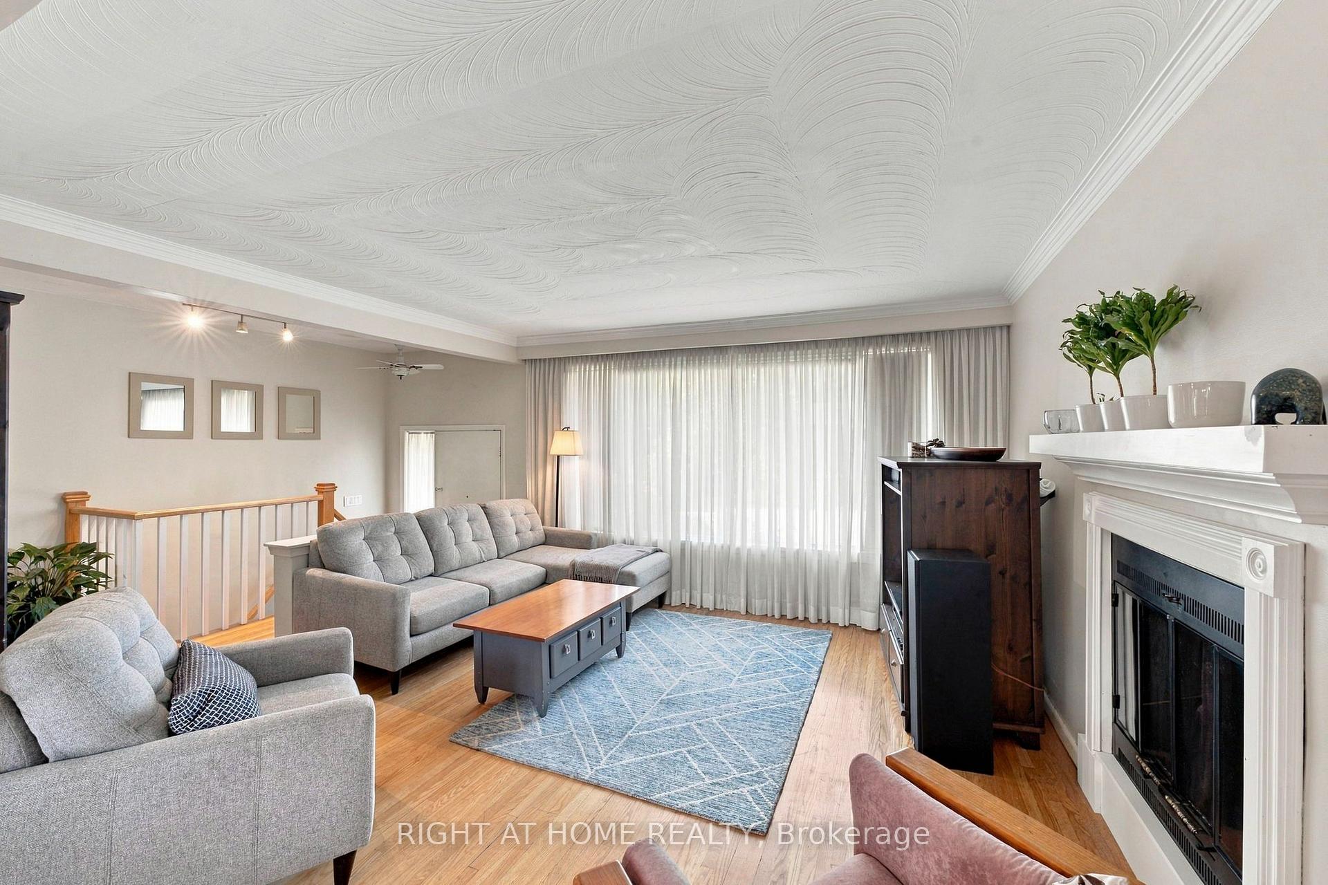 Photo 17 of 9 Appledale Road, Etobicoke, Princess-Rosethorn — HOMEH