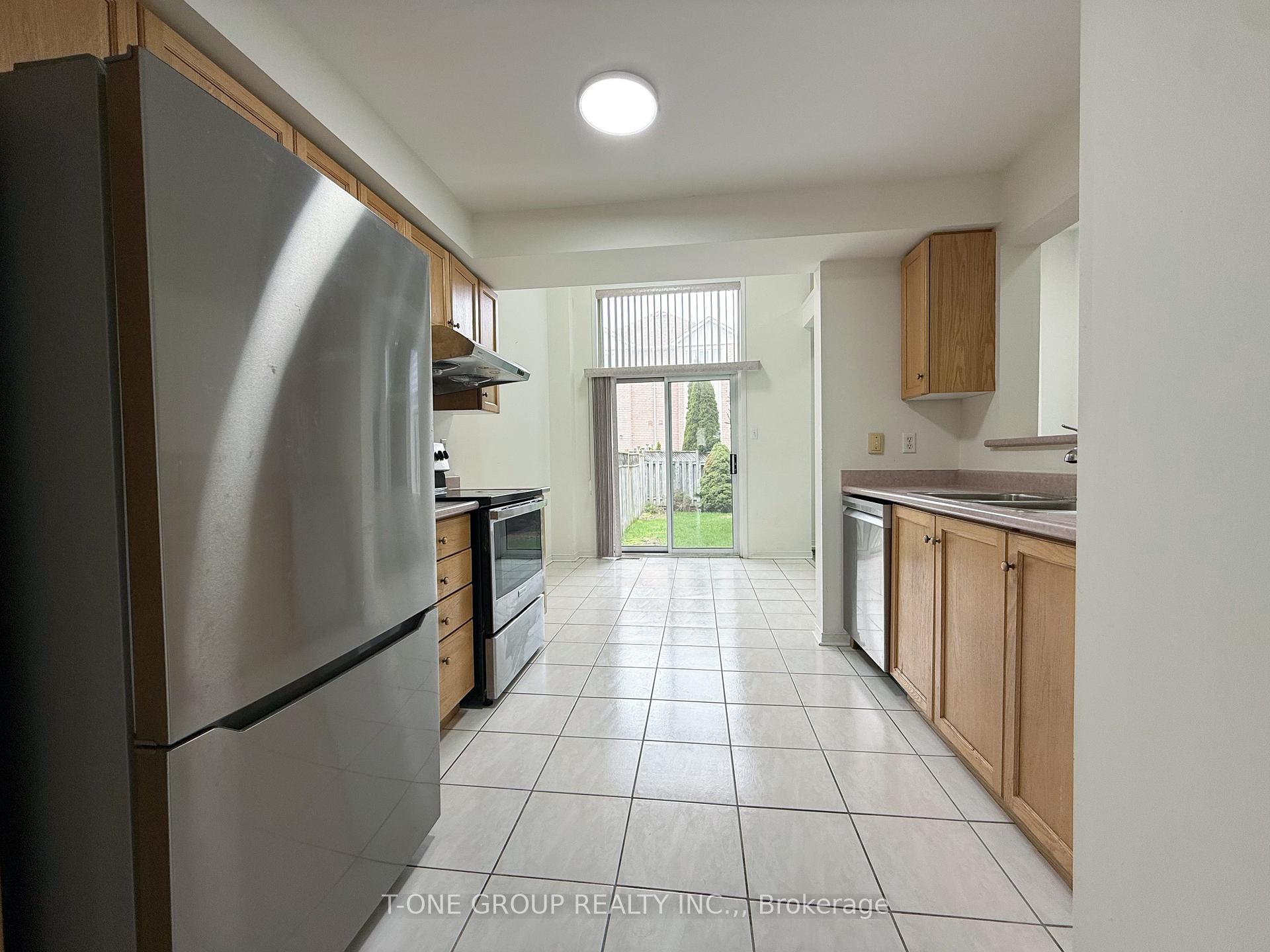 Photo 1 of 90 Bridlepath Street, Richmond Hill, Rouge Woods — HOMEH
