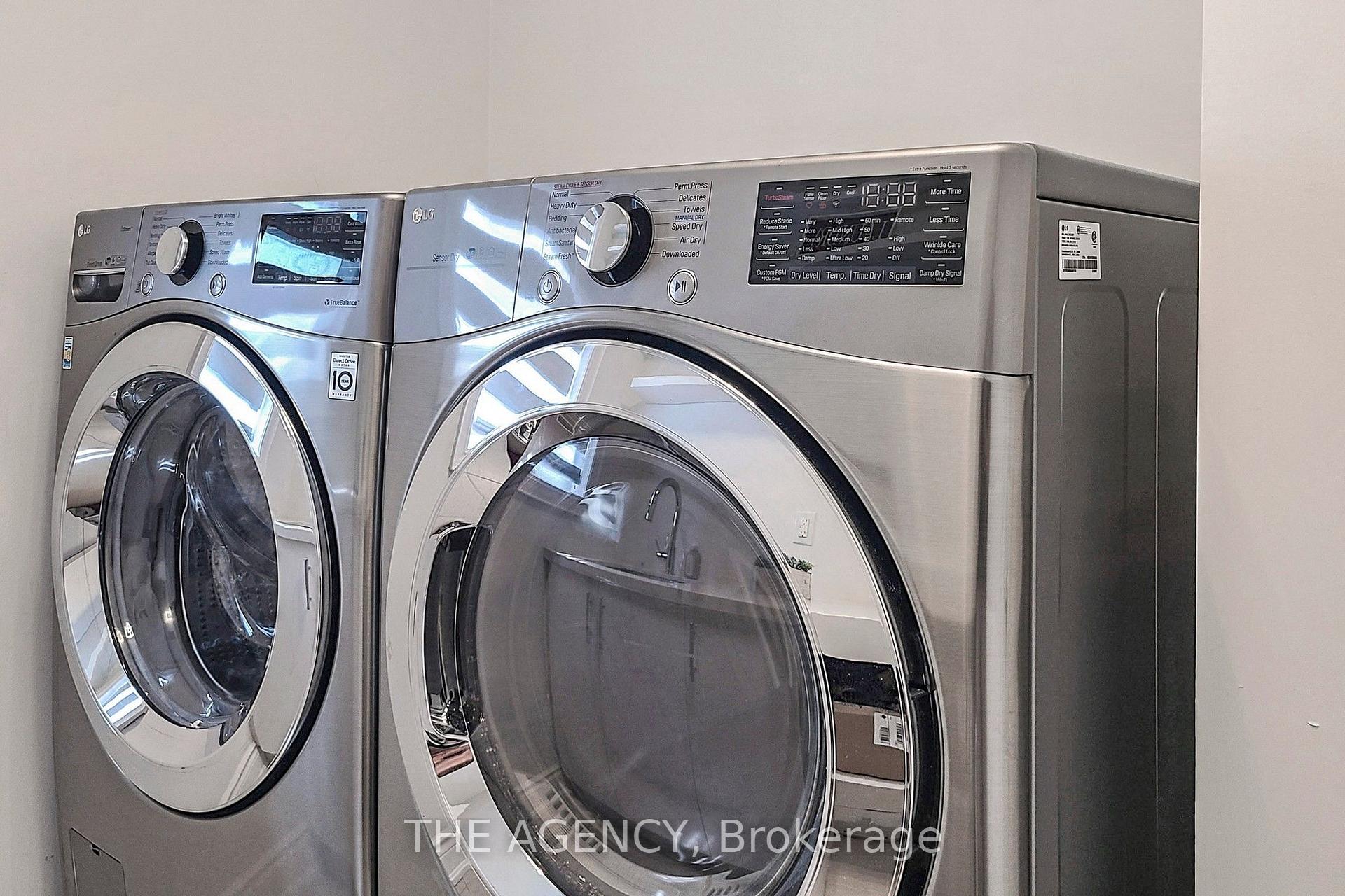 Photo 19 of 7 Kipling Grove Court, Etobicoke, Princess-Rosethorn — HOMEH