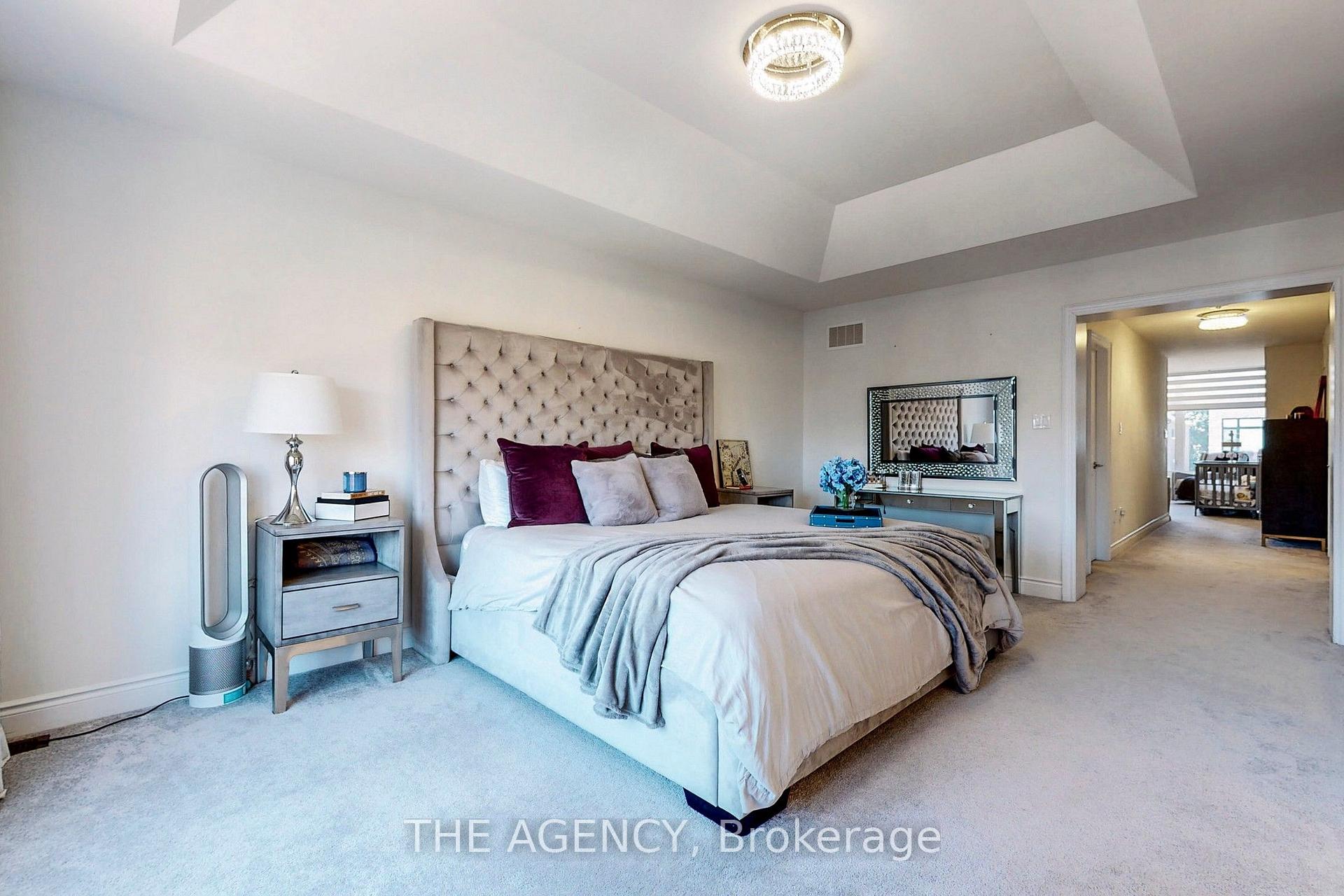Photo 21 of 7 Kipling Grove Court, Etobicoke, Princess-Rosethorn — HOMEH