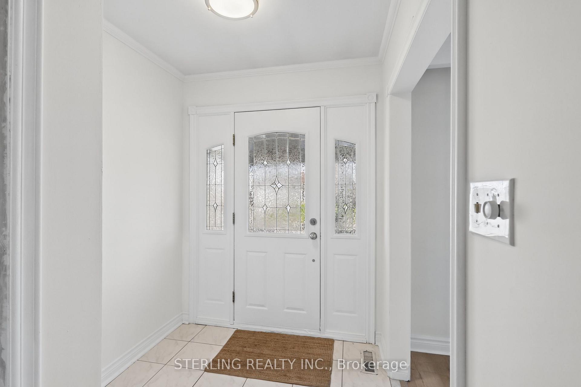 Photo 3 of 27 Oakmeadow Boulevard, Scarborough, Morningside — HOMEH