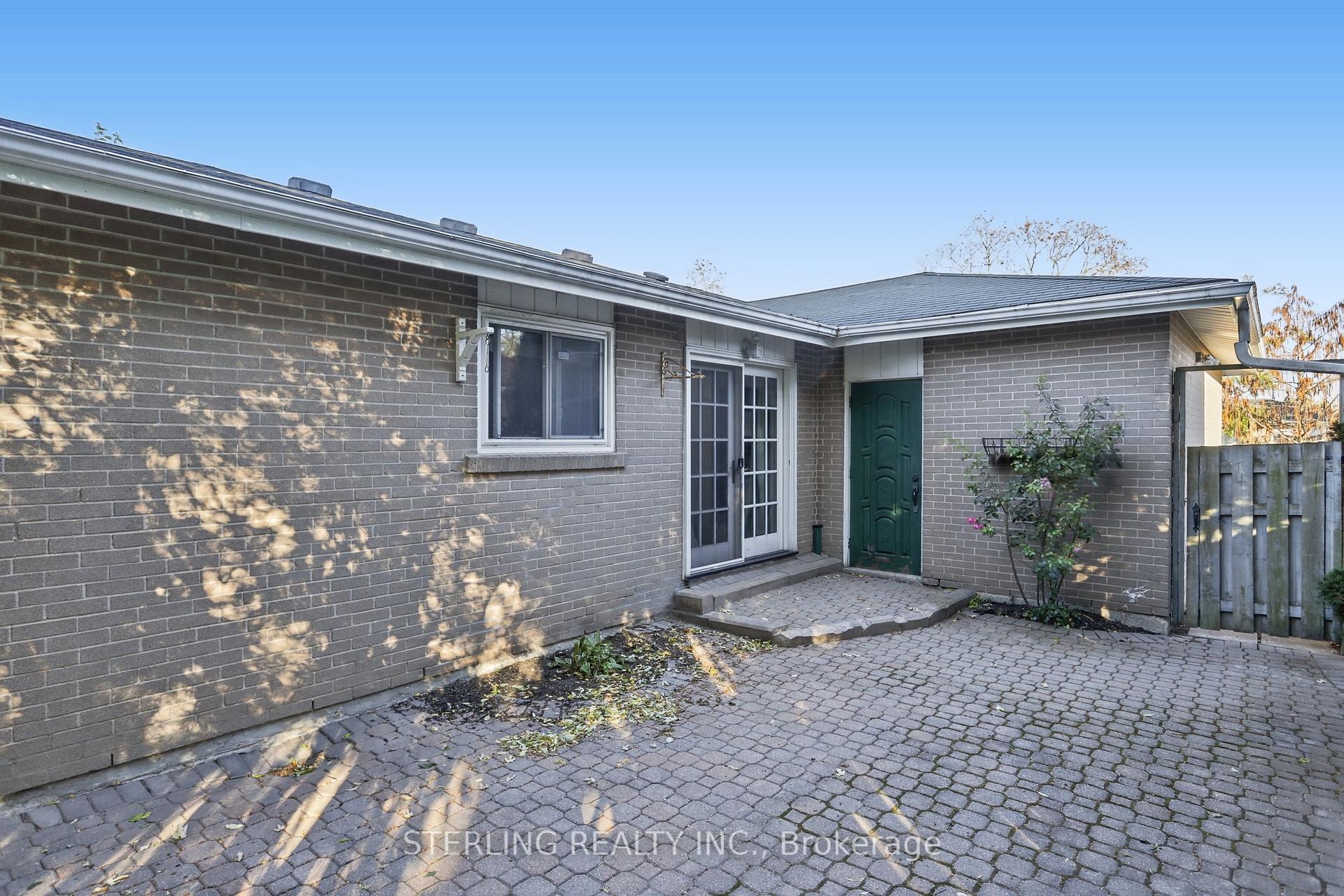 Photo 19 of 27 Oakmeadow Boulevard, Scarborough, Morningside — HOMEH