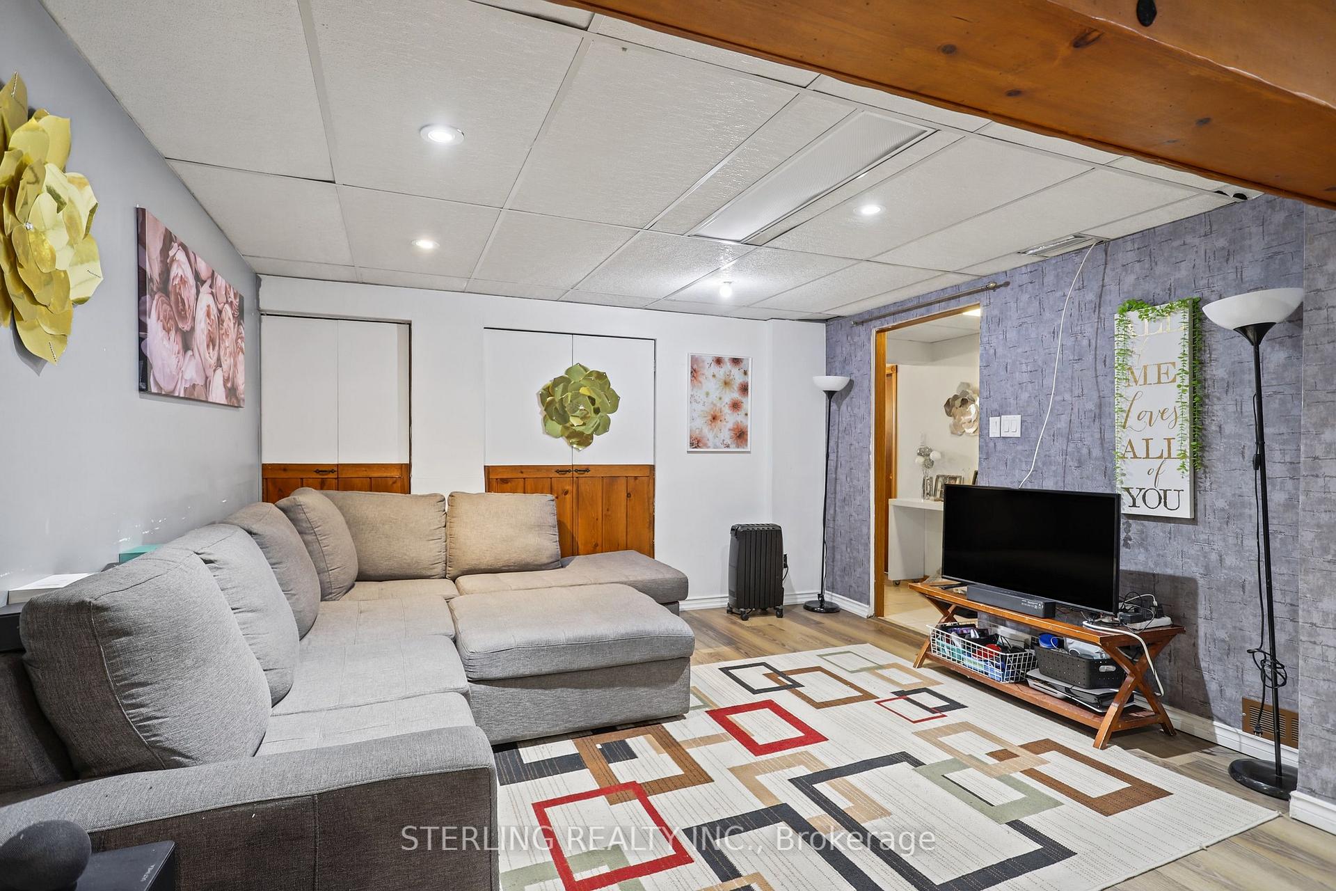 Photo 21 of 27 Oakmeadow Boulevard, Scarborough, Morningside — HOMEH