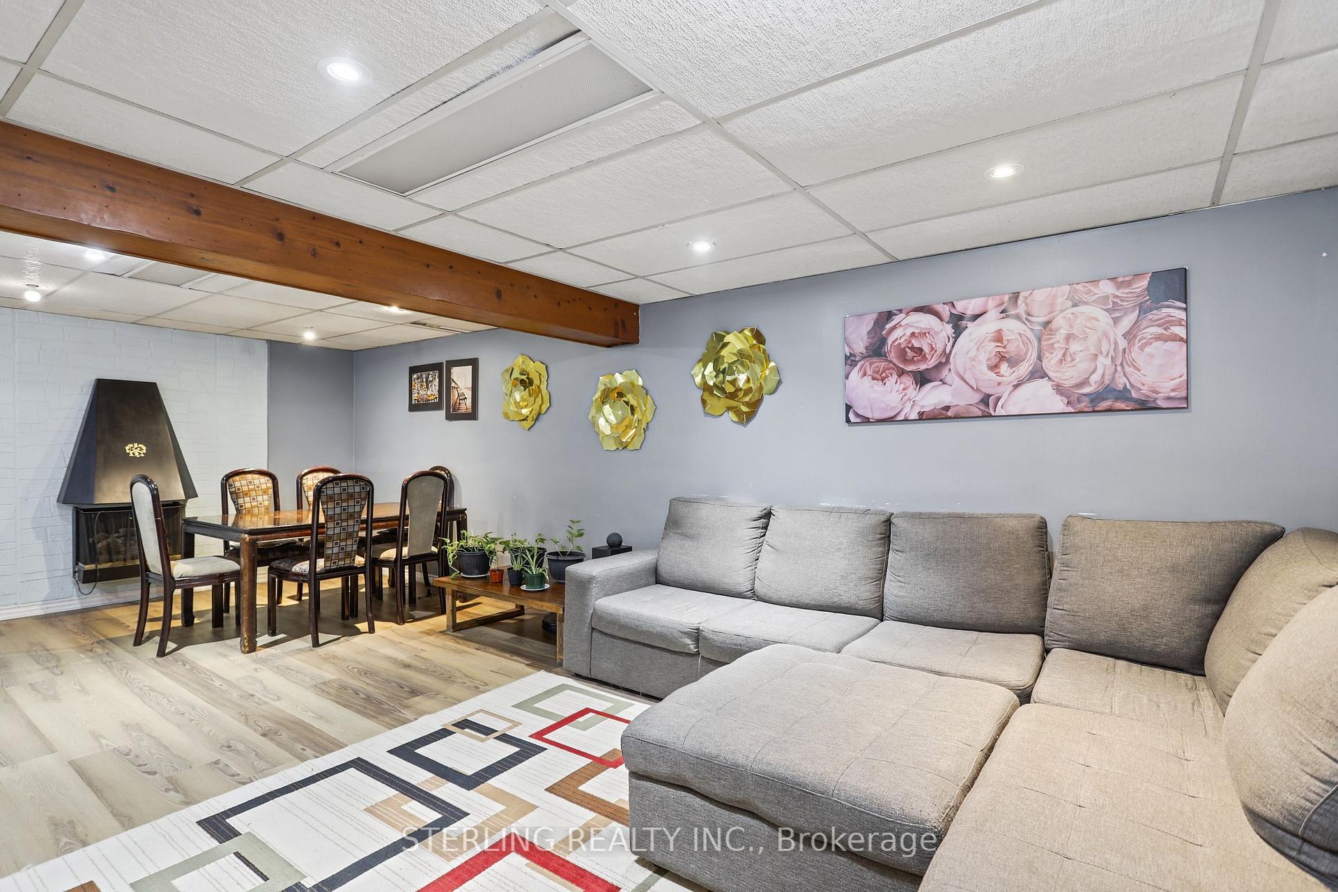 Photo 22 of 27 Oakmeadow Boulevard, Scarborough, Morningside — HOMEH