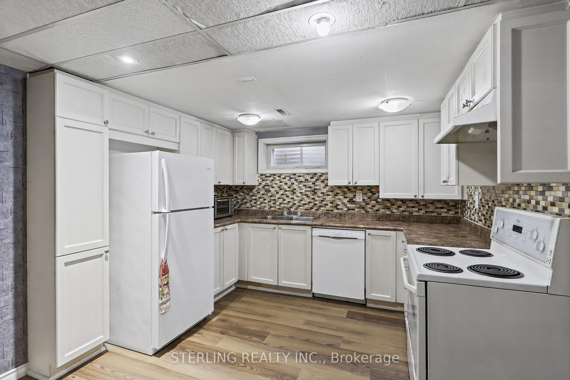 Photo 26 of 27 Oakmeadow Boulevard, Scarborough, Morningside — HOMEH
