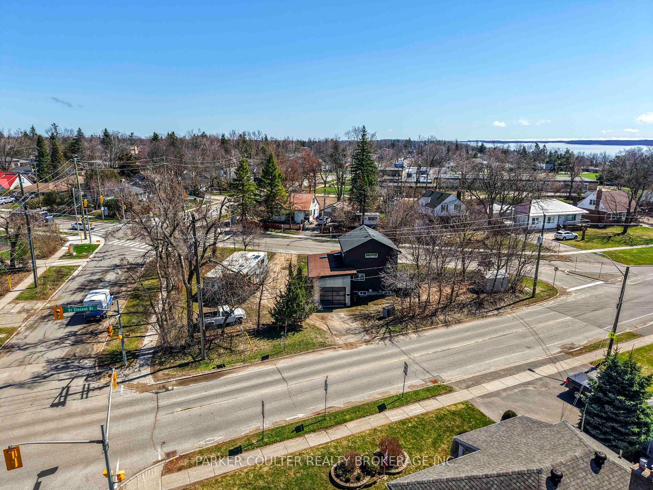 Photo 29 of 160 Duckworth Street, Barrie, Codrington — HOMEH