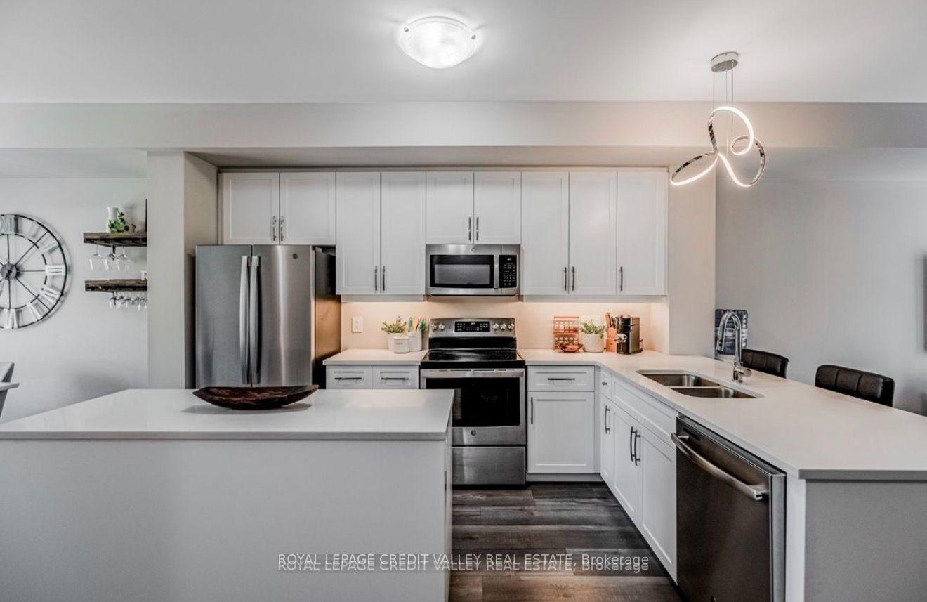 Photo 4 of Unit 31, 720 Grey Street, Brantford, Downtown Core — HOMEH
