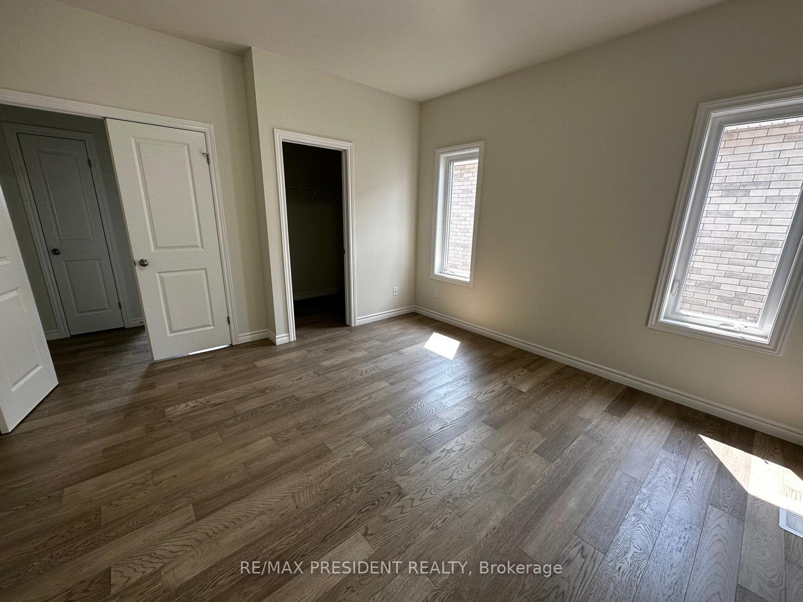 Photo 6 of 1075 Aspen Ridge Crescent, Lakeshore, Emeryville — HOMEH