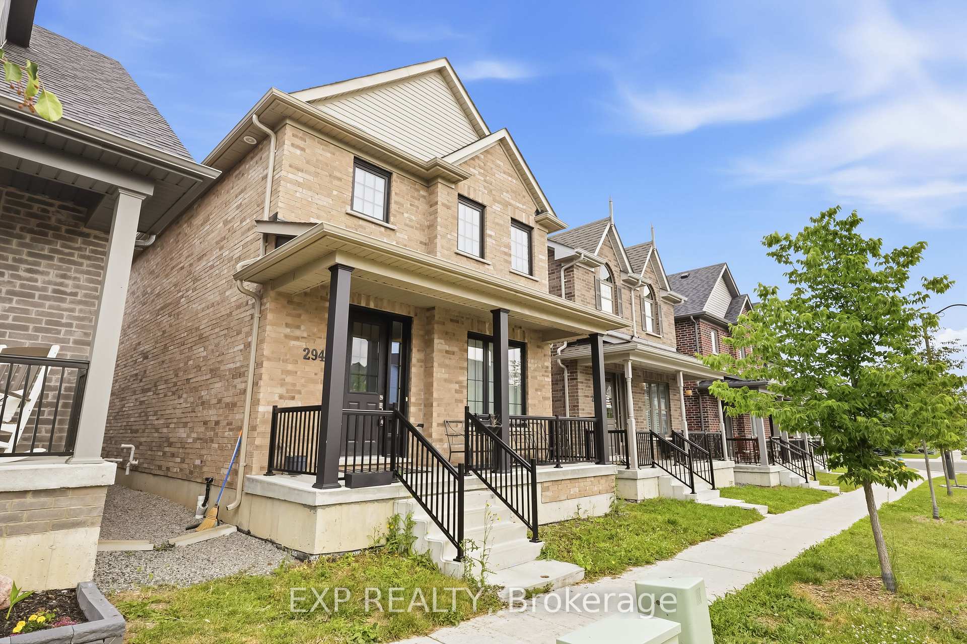 Photo 3 of 294 Noftall Gardens, Peterborough, Northcrest Ward 5 — HOMEH