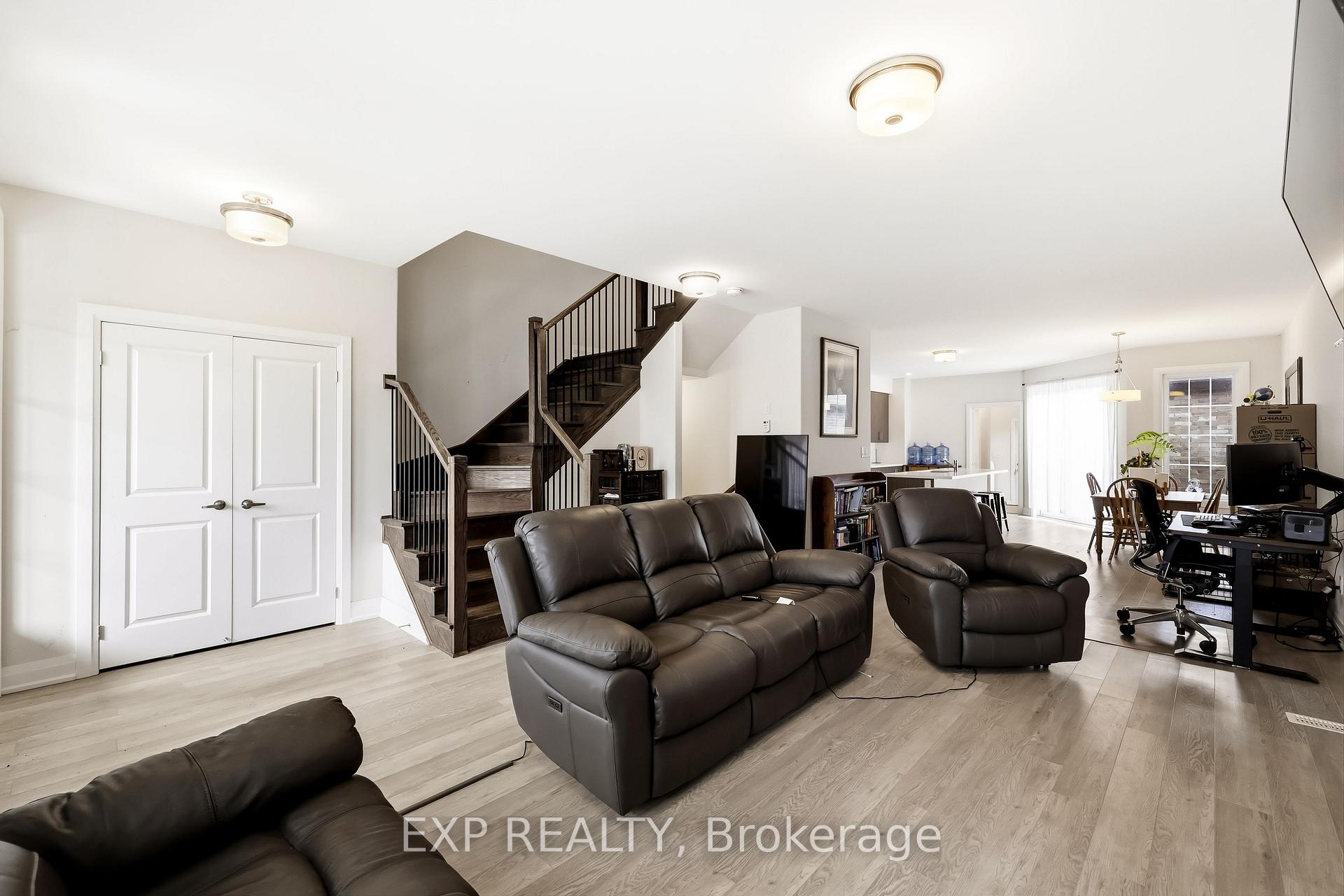 Photo 7 of 294 Noftall Gardens, Peterborough, Northcrest Ward 5 — HOMEH