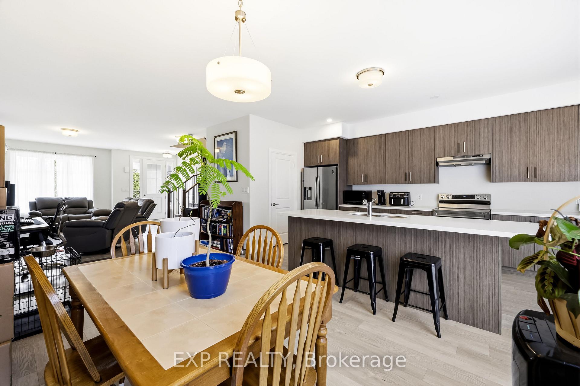 Photo 13 of 294 Noftall Gardens, Peterborough, Northcrest Ward 5 — HOMEH