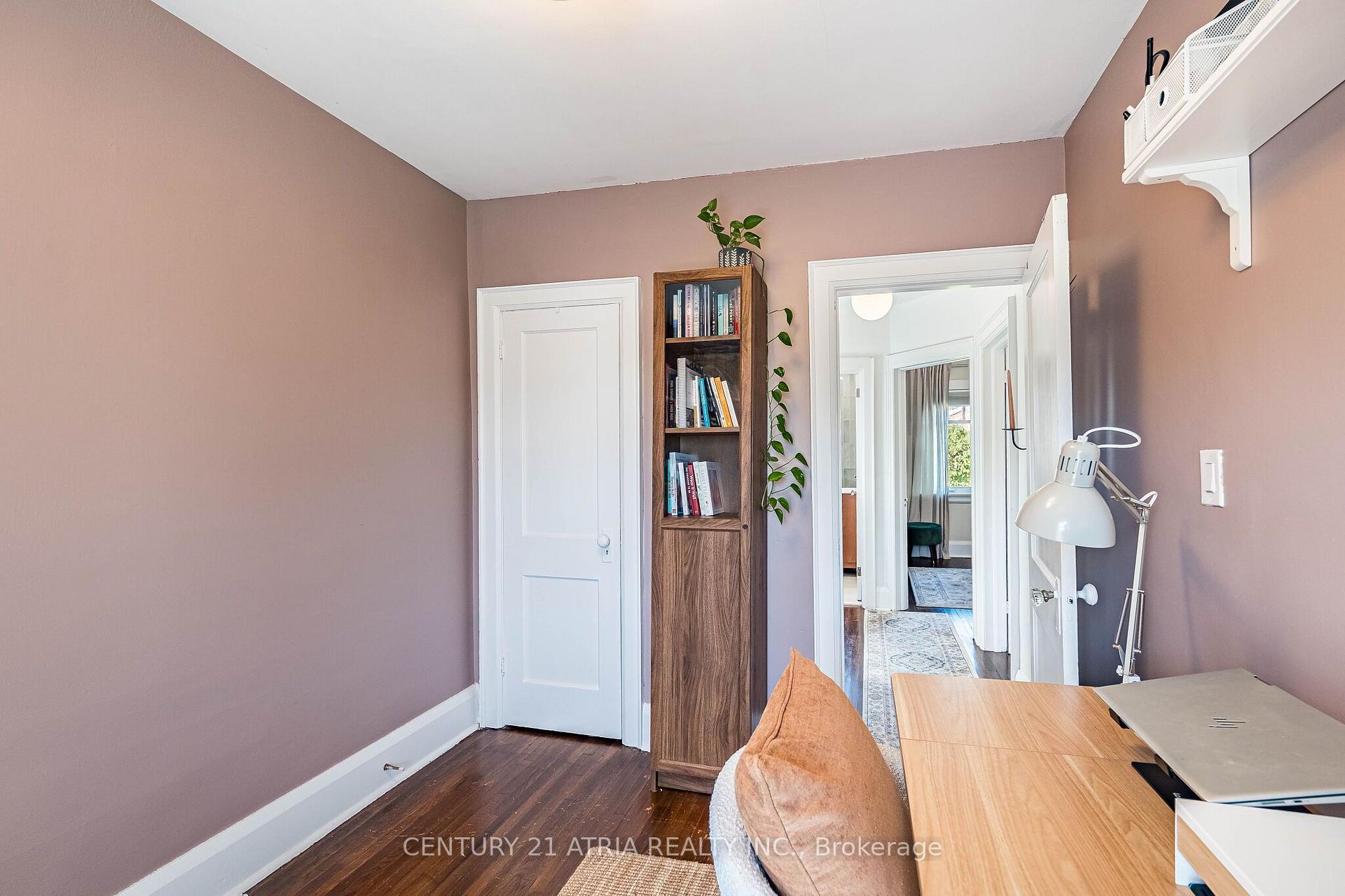 Photo 19 of 59 Fifth Street, Etobicoke, New Toronto — HOMEH