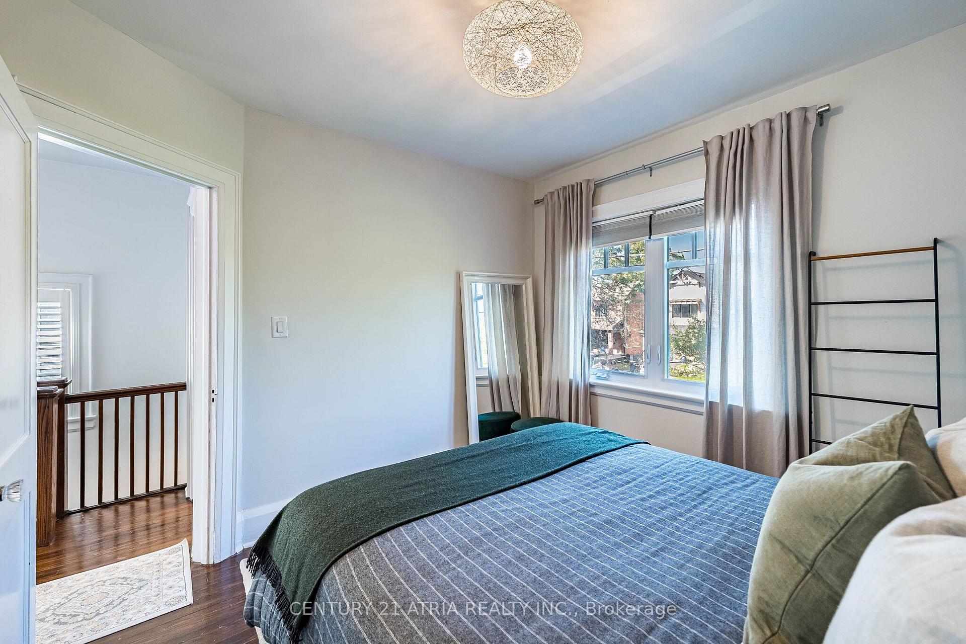 Photo 21 of 59 Fifth Street, Etobicoke, New Toronto — HOMEH