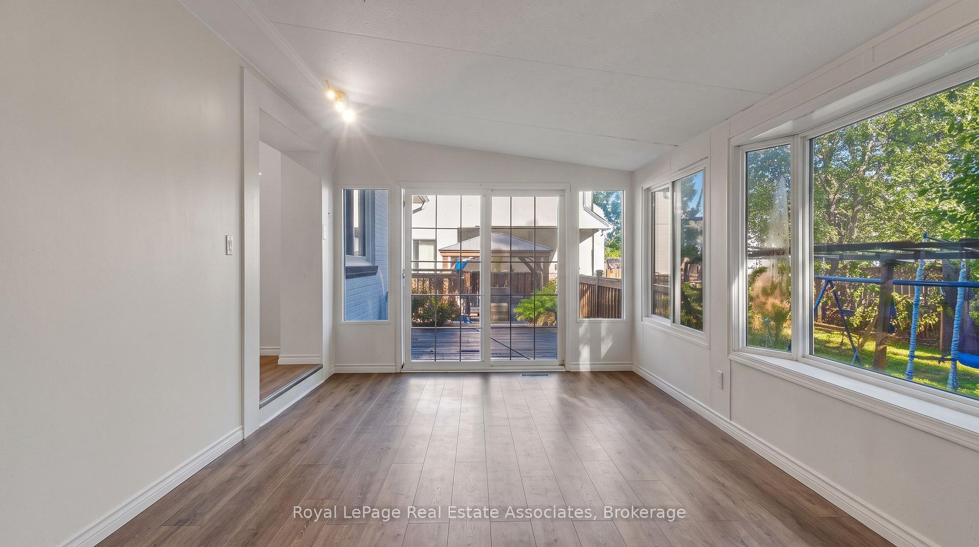 Photo 13 of 2086 Bridge Road, Oakville, West — HOMEH