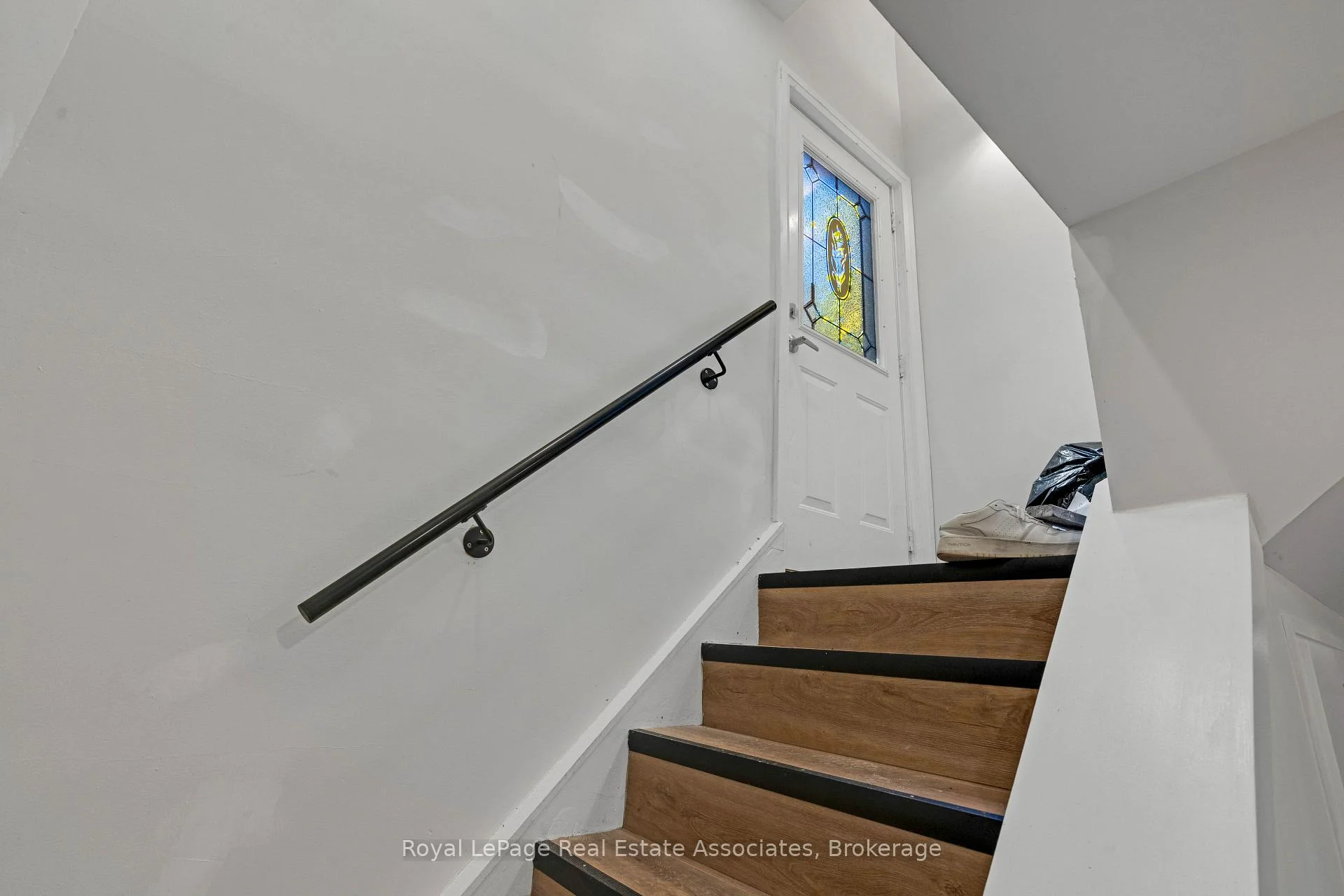 Photo 24 of 2086 Bridge Road, Oakville, West — HOMEH