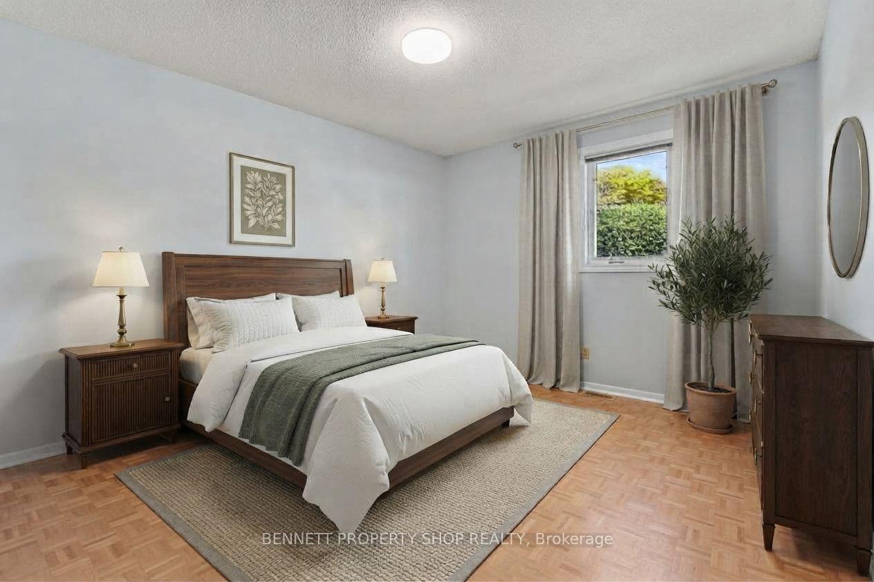 Photo 14 of 1486 Ridgebrook Drive, Ottawa, Pineview — HOMEH