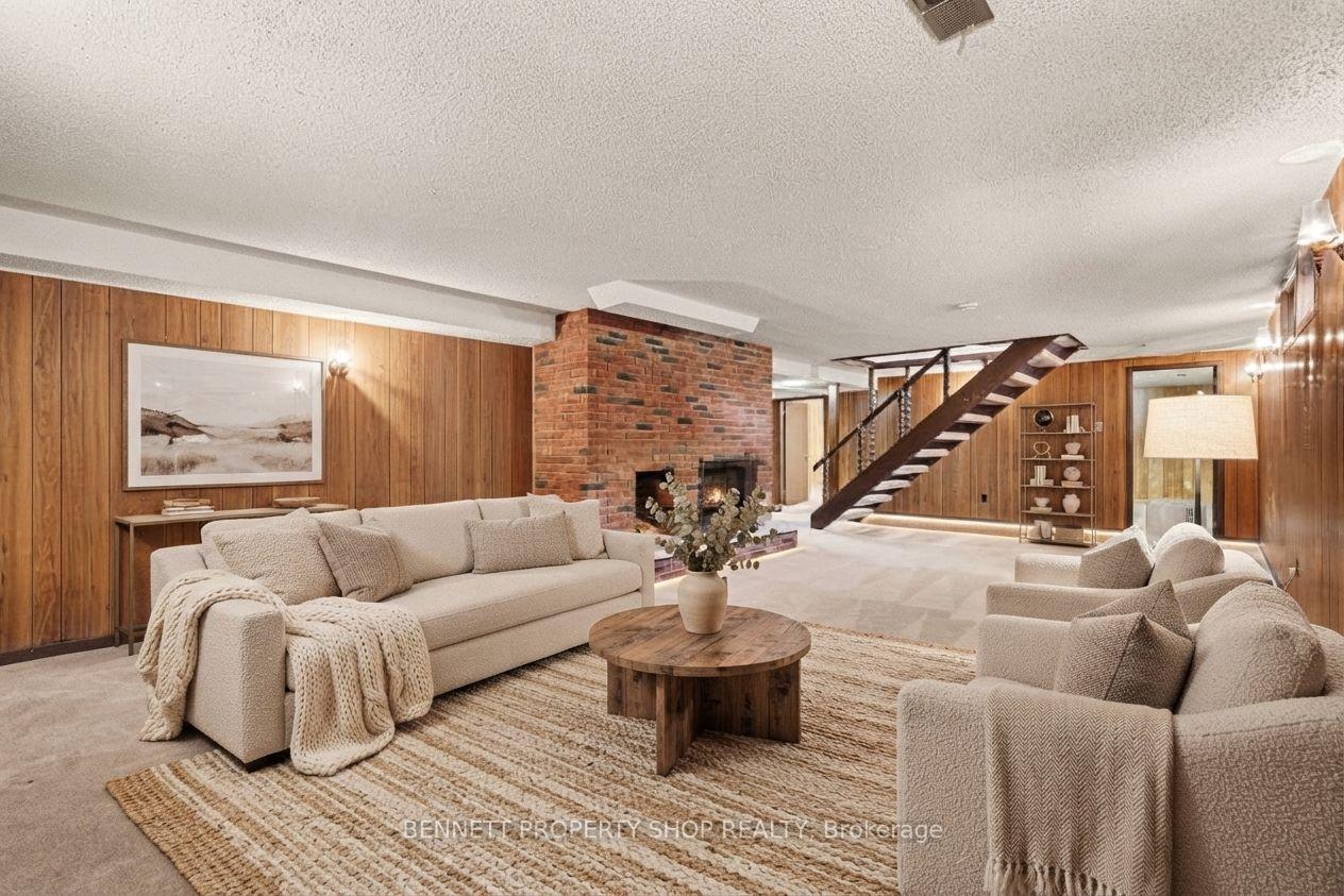 Photo 15 of 1486 Ridgebrook Drive, Ottawa, Pineview — HOMEH