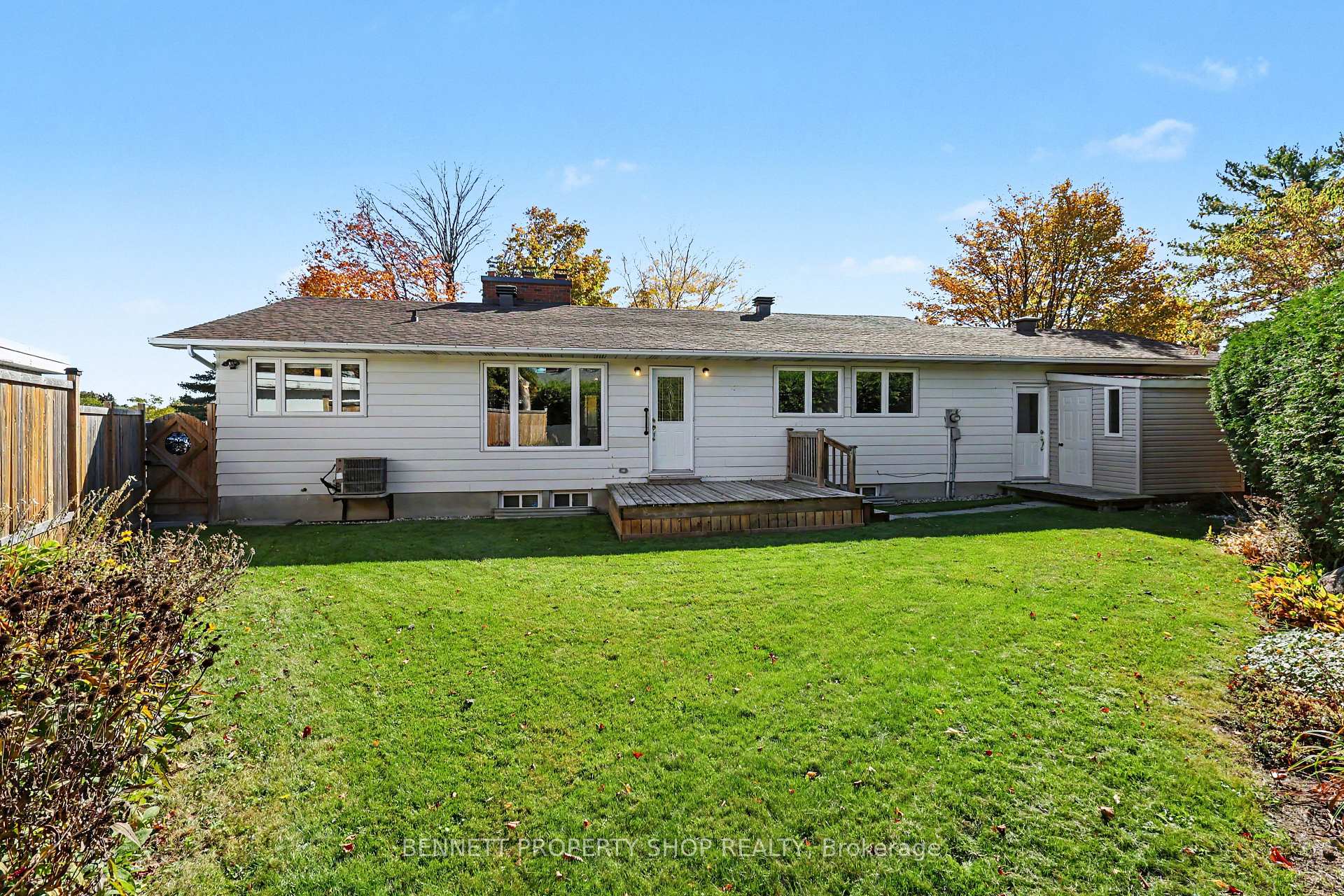 Photo 19 of 1486 Ridgebrook Drive, Ottawa, Pineview — HOMEH