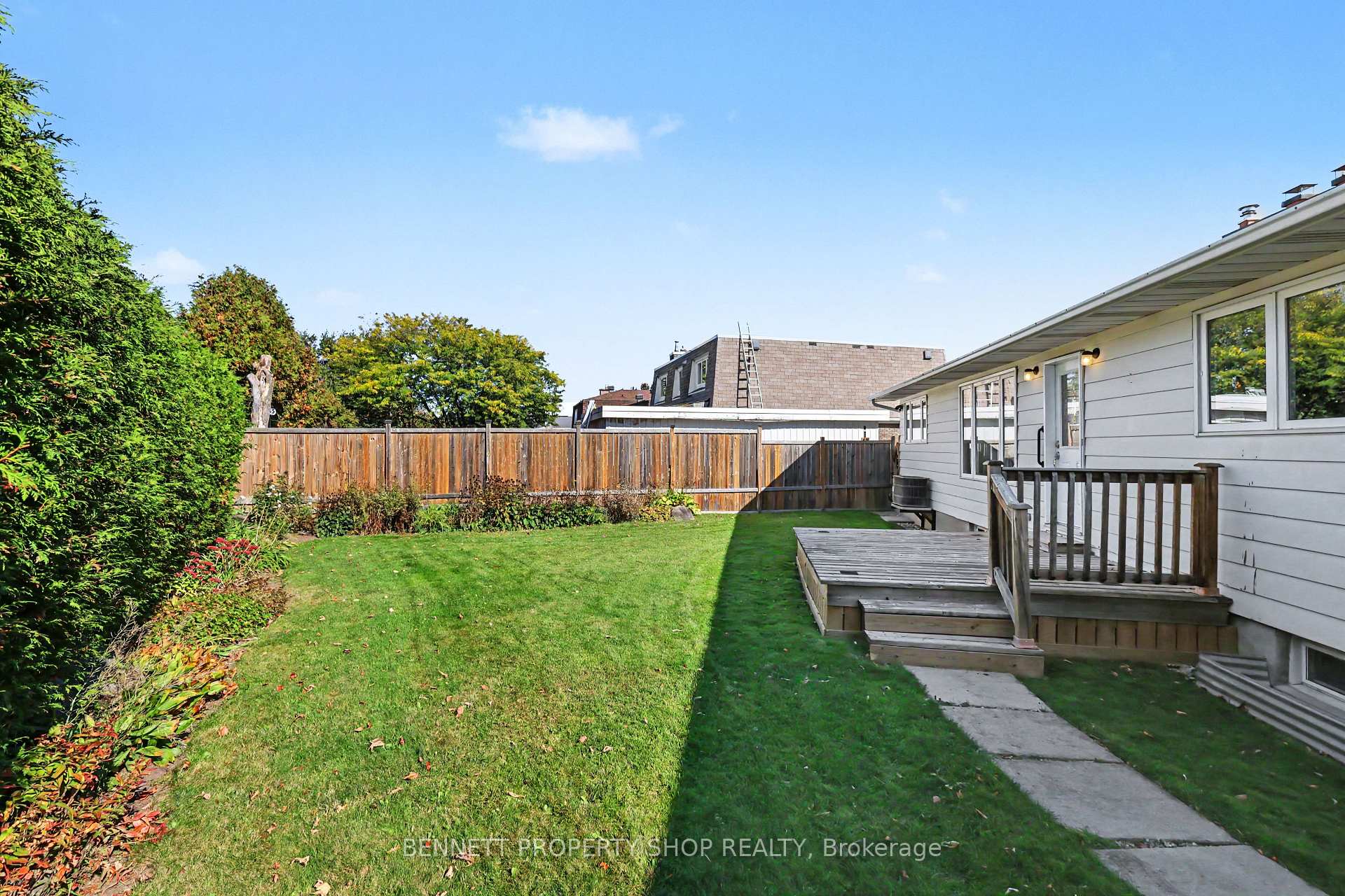 Photo 20 of 1486 Ridgebrook Drive, Ottawa, Pineview — HOMEH