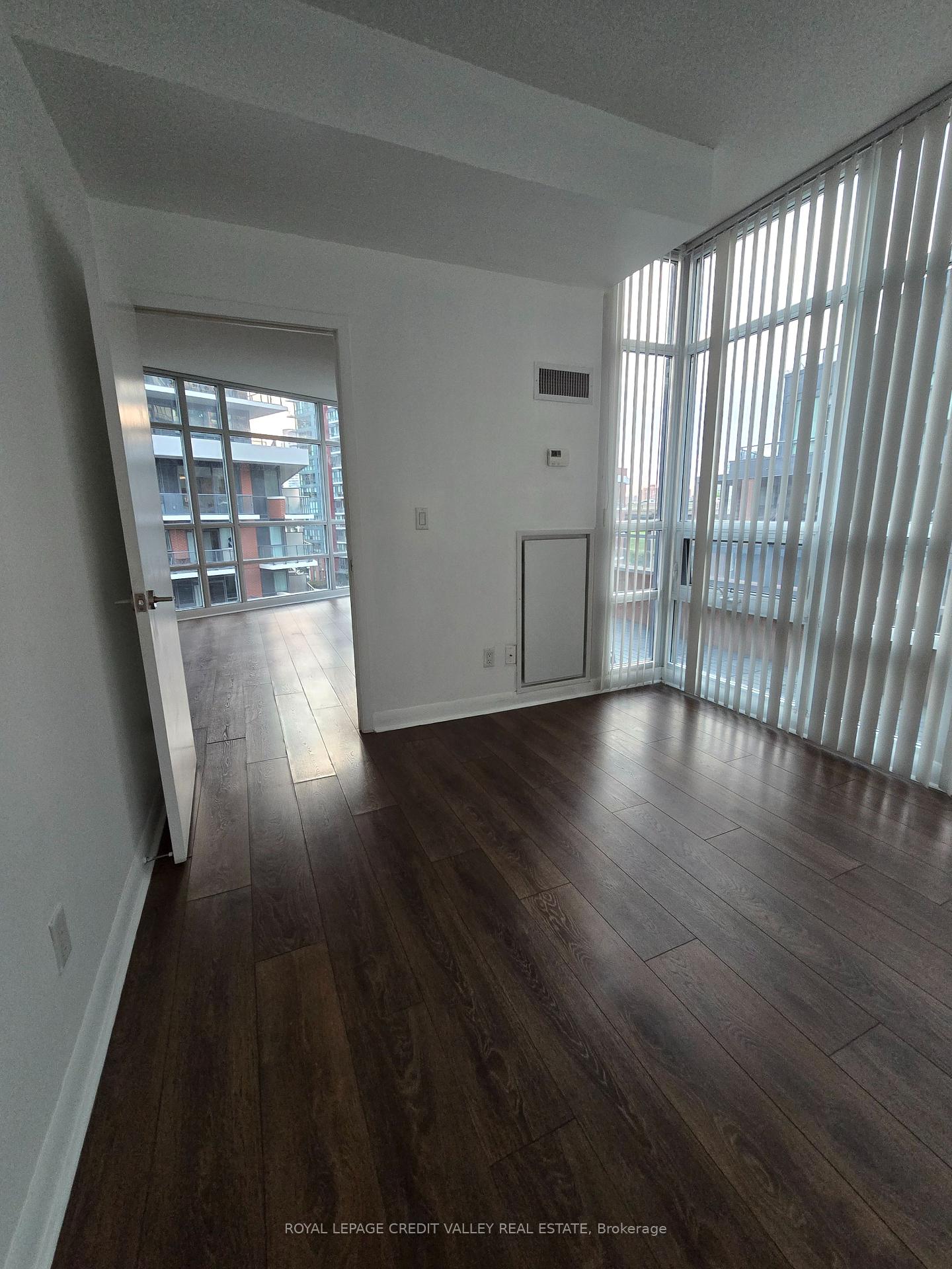 Photo 13 of Unit 614, 15 Bruyeres Mews, Toronto, Niagara — HOMEH