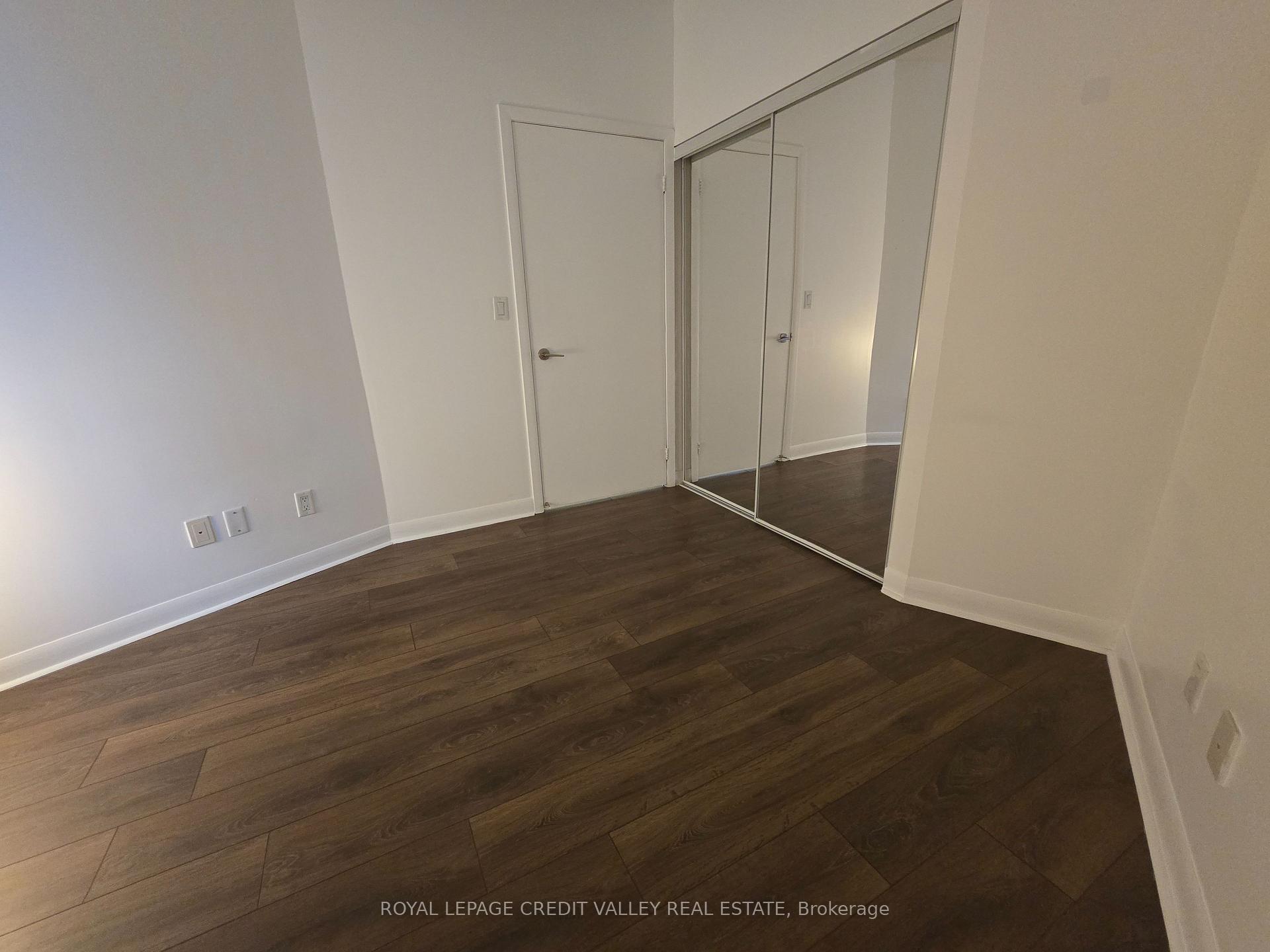 Photo 17 of Unit 614, 15 Bruyeres Mews, Toronto, Niagara — HOMEH
