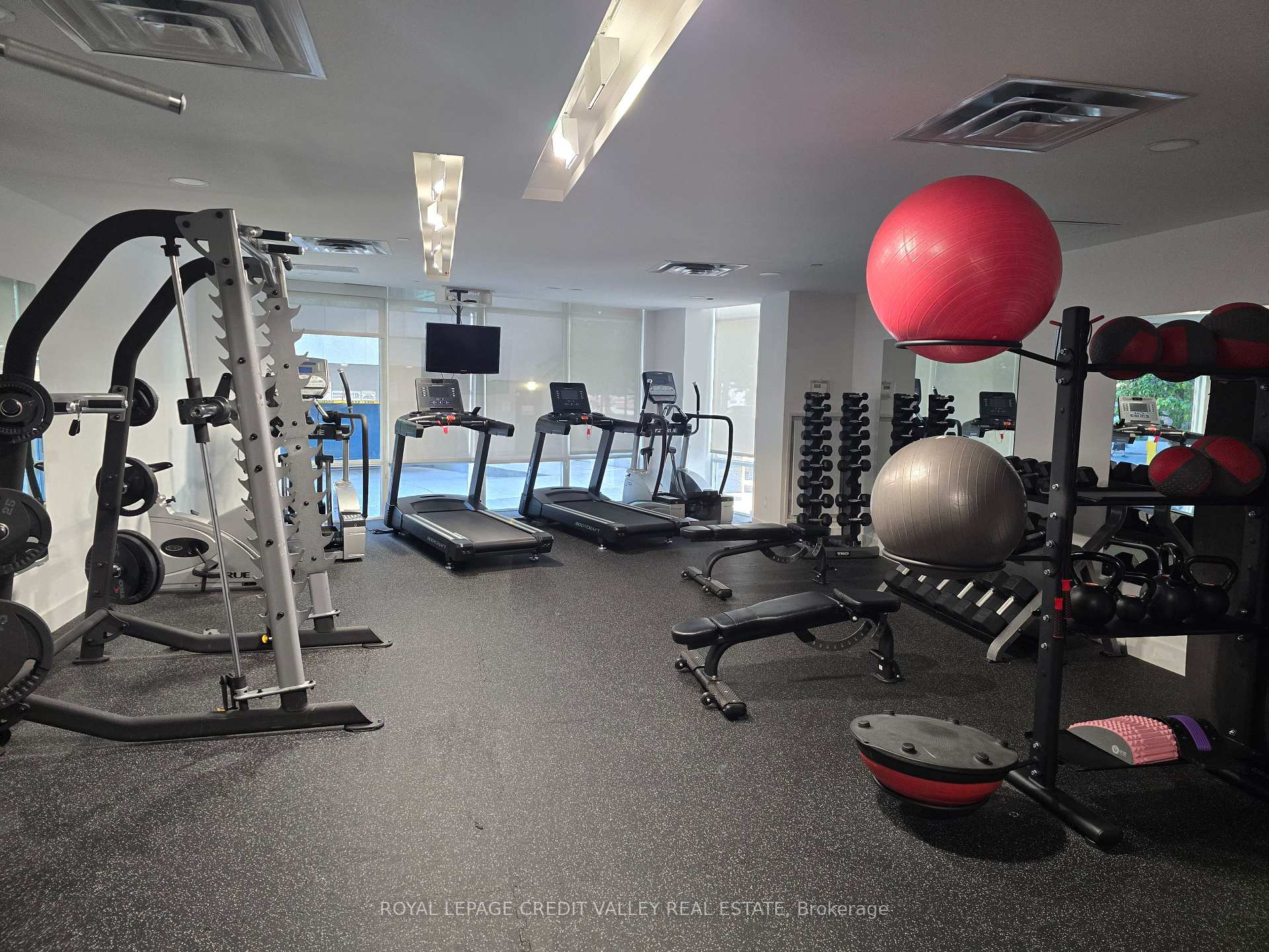 Photo 20 of Unit 614, 15 Bruyeres Mews, Toronto, Niagara — HOMEH
