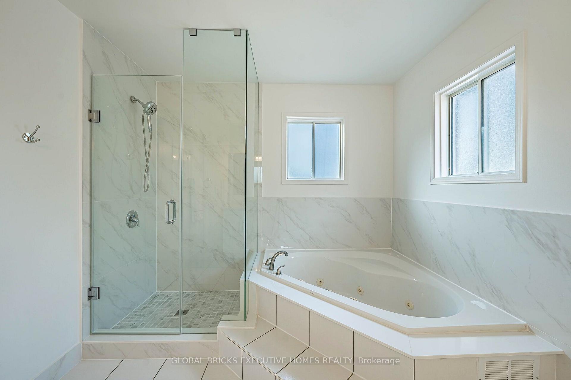 Photo 22 of 6348 Newcombe Drive, Mississauga, East Credit — HOMEH