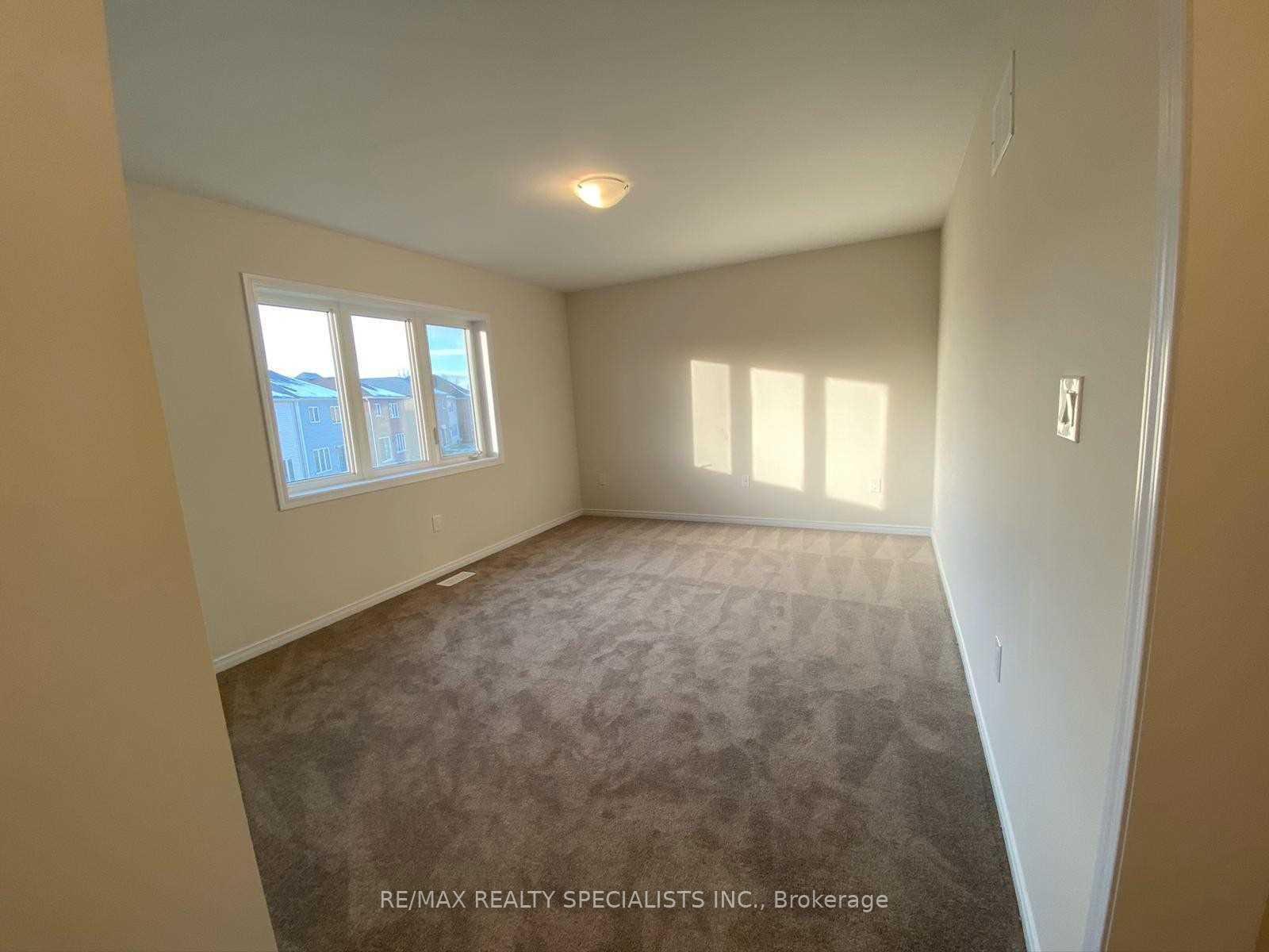 Photo 8 of 13 Froggy Drive, Thorold, Hurricane/Merrittville — HOMEH