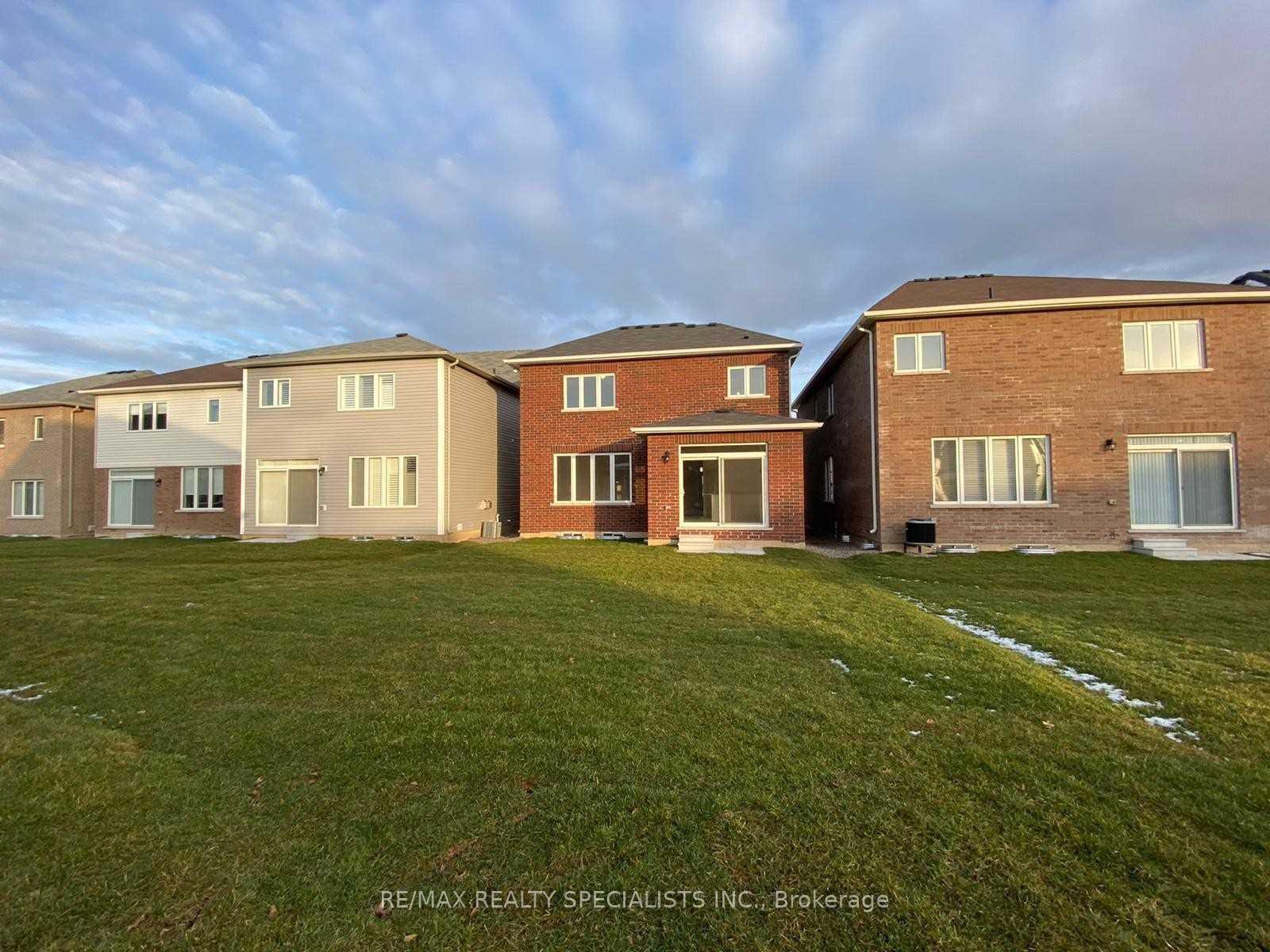 Photo 14 of 13 Froggy Drive, Thorold, Hurricane/Merrittville — HOMEH