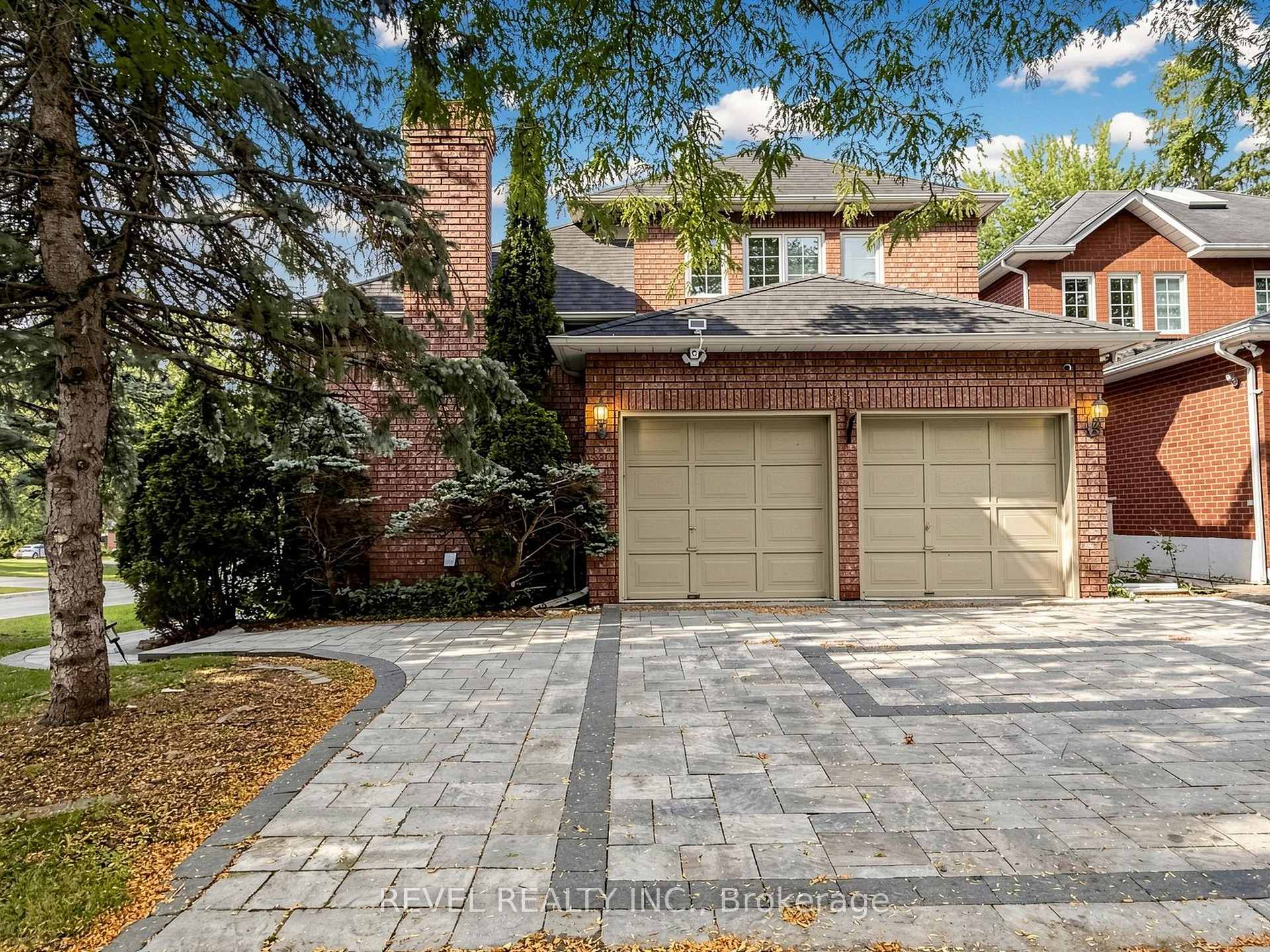 Photo 2 of Unit Lower, 831 Regal Crescent, Pickering, Dunbarton — HOMEH