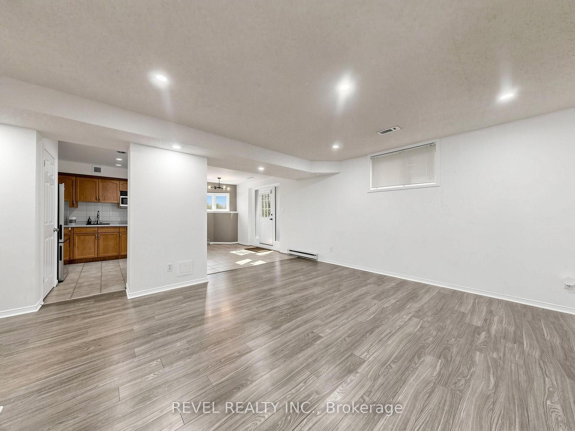 Photo 19 of Unit Lower, 831 Regal Crescent, Pickering, Dunbarton — HOMEH