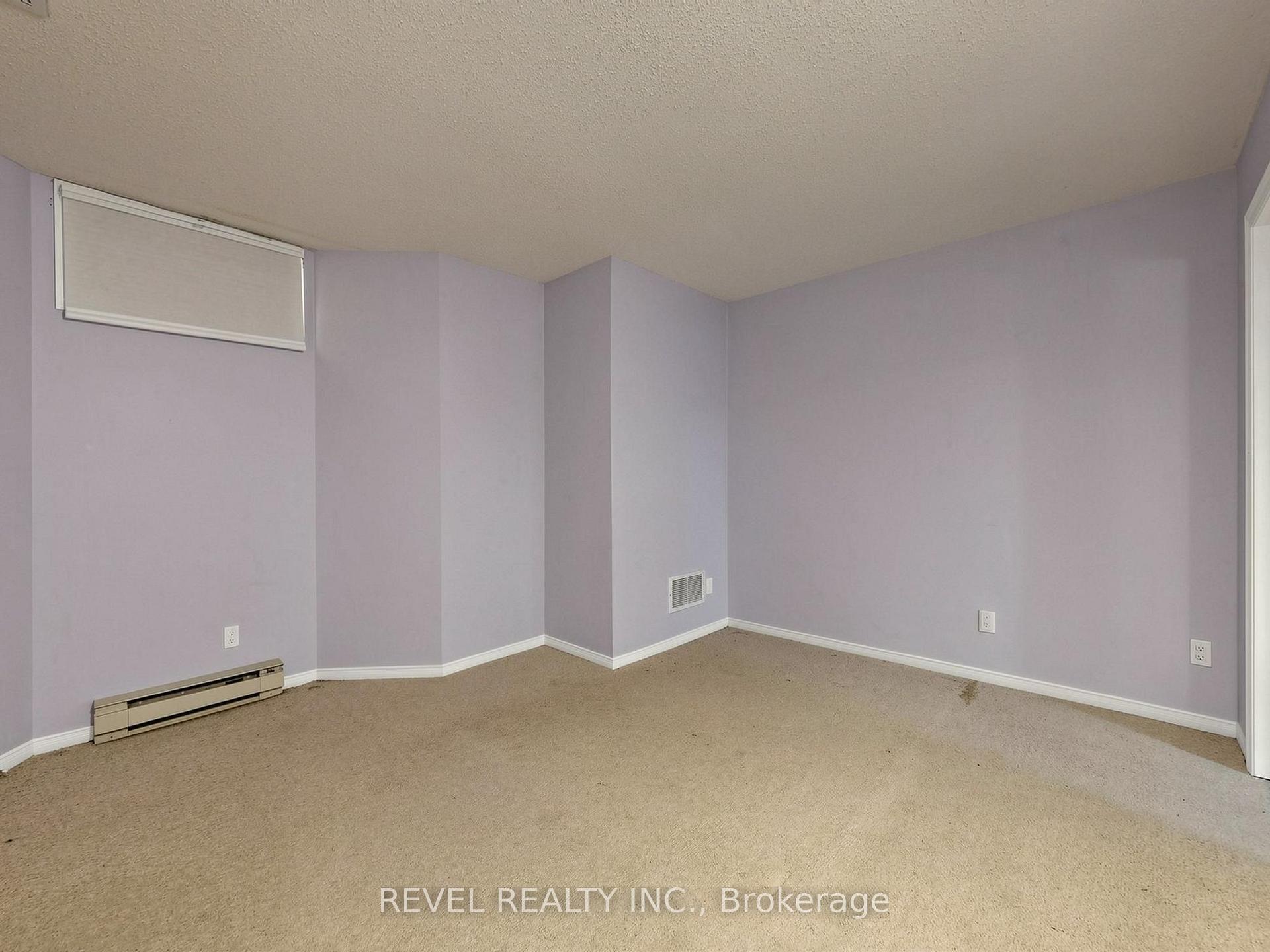 Photo 23 of Unit Lower, 831 Regal Crescent, Pickering, Dunbarton — HOMEH