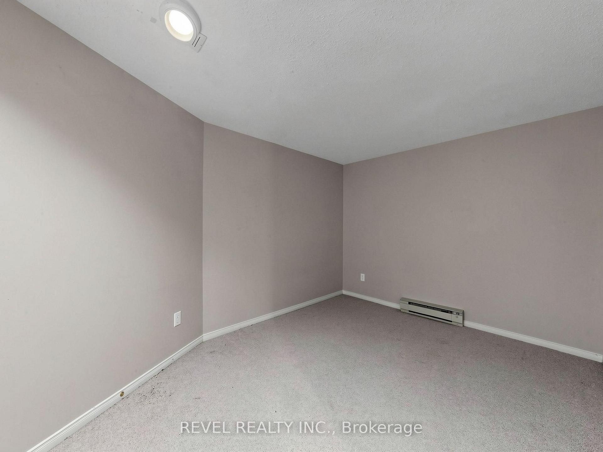 Photo 26 of Unit Lower, 831 Regal Crescent, Pickering, Dunbarton — HOMEH