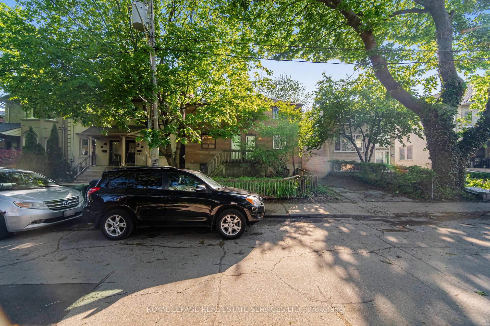 Photo 3 of 76-78 Lewis Street, Toronto, South Riverdale — HOMEH