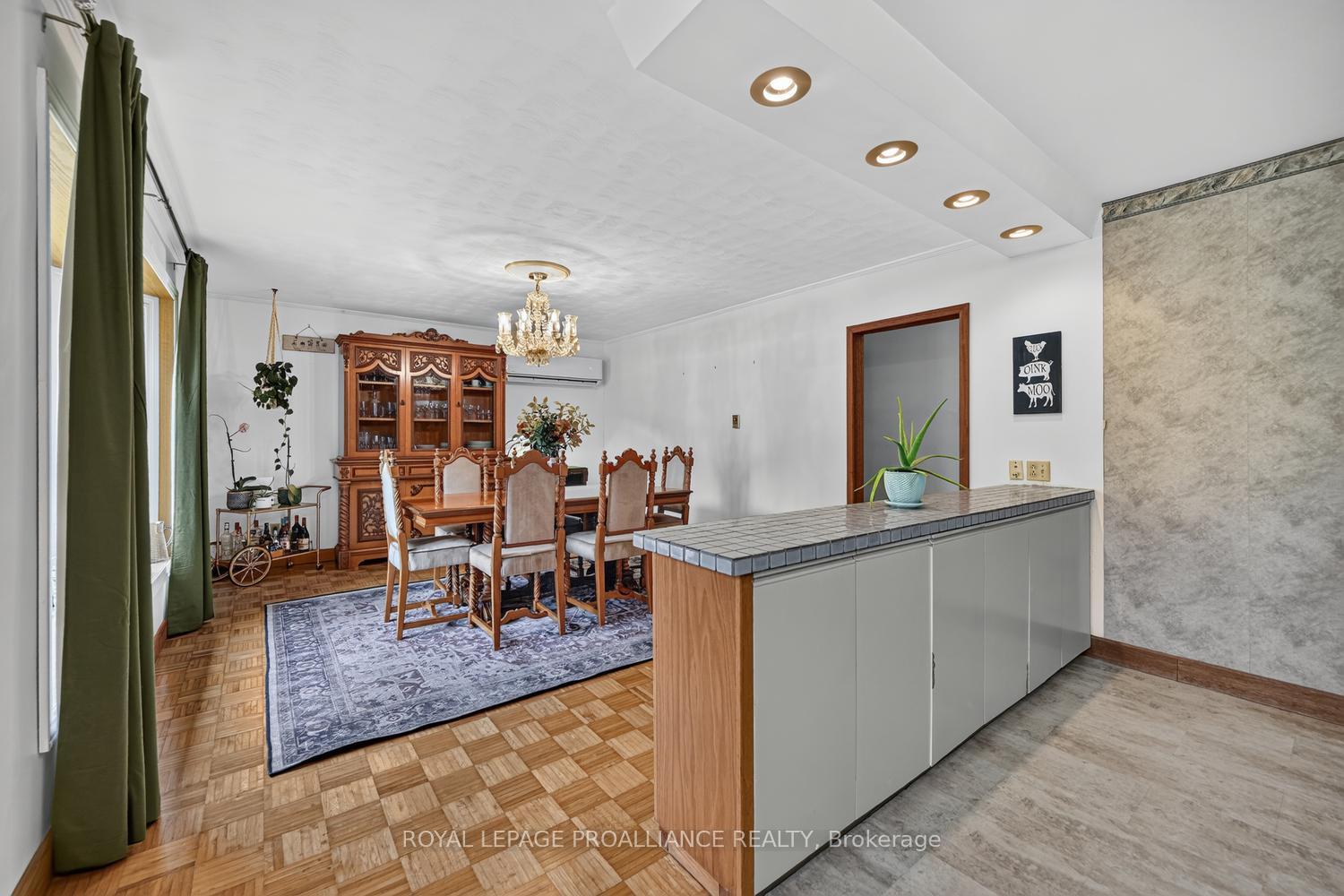 Photo 9 of 1115 Centennial Road, Brockville, Brockville — HOMEH