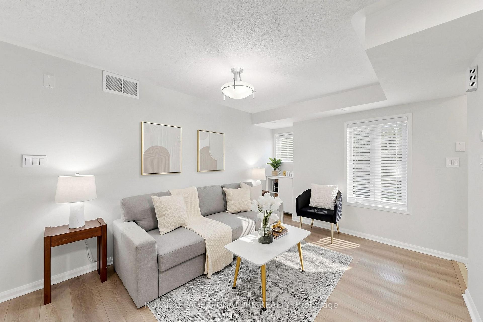 Photo 4 of Unit 153, 306 John Street, Markham, Aileen-Willowbrook — HOMEH