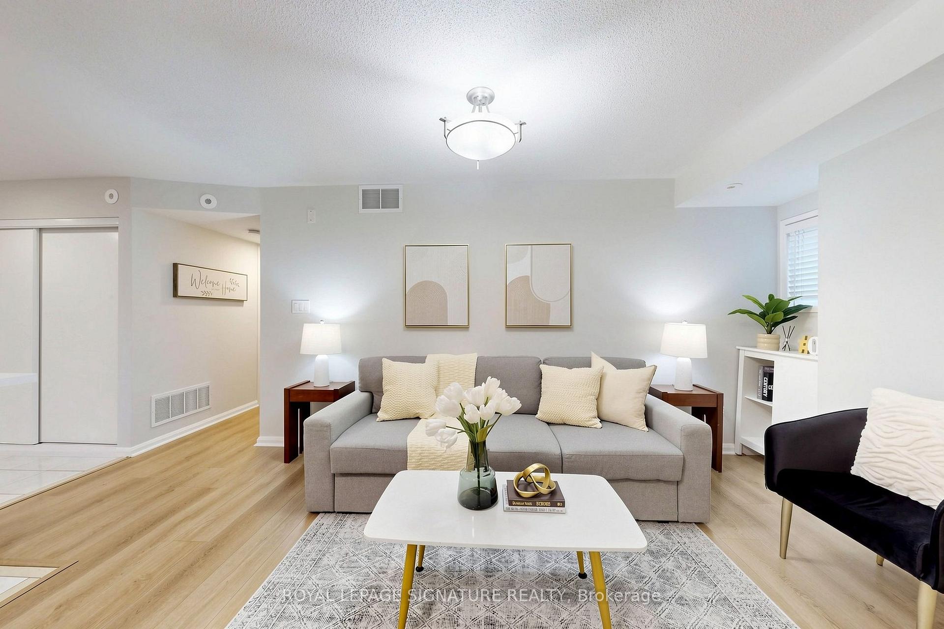 Photo 7 of Unit 153, 306 John Street, Markham, Aileen-Willowbrook — HOMEH