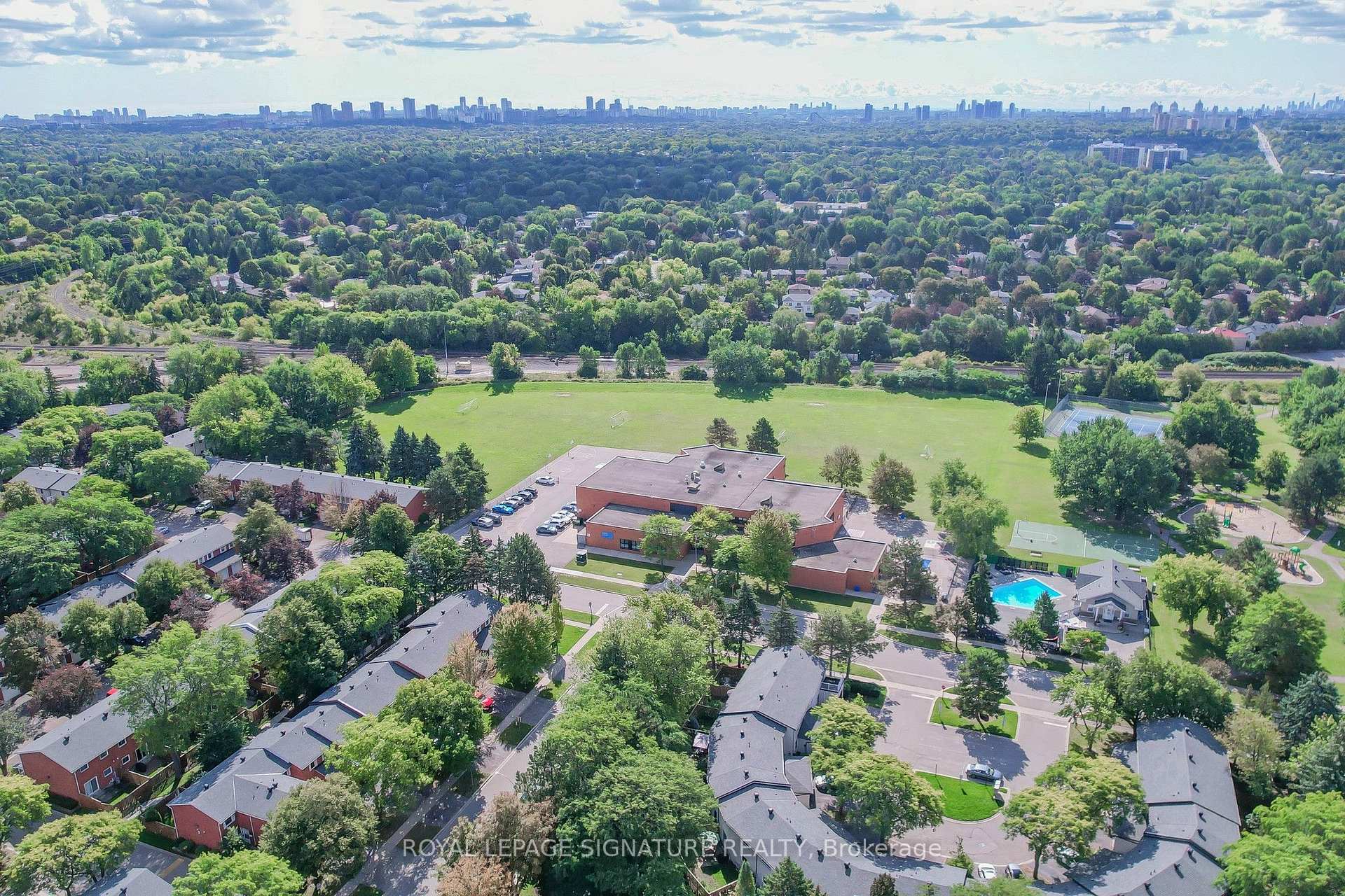 Photo 40 of Unit 153, 306 John Street, Markham, Aileen-Willowbrook — HOMEH