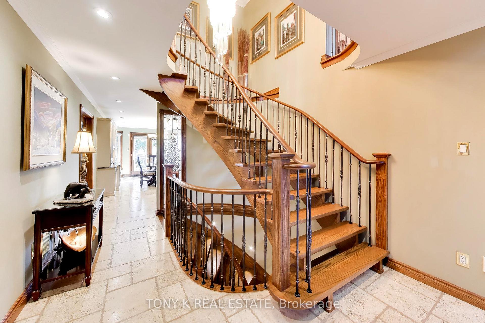 Photo 3 of 79 Bennett Road, Scarborough, West Hill — HOMEH