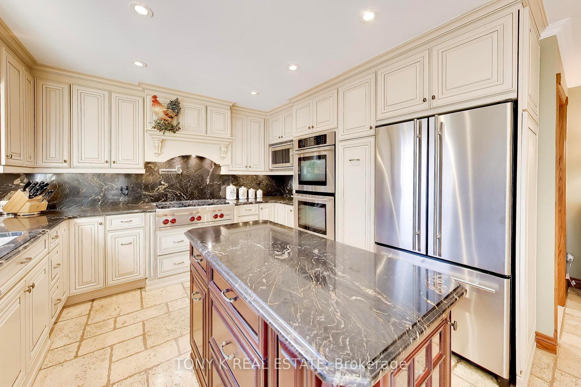 Photo 8 of 79 Bennett Road, Scarborough, West Hill — HOMEH